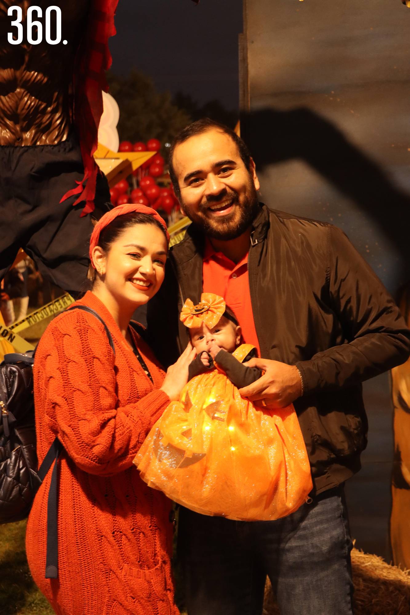 $!DISFRUTAN DE 'SPOOKY TOWN'