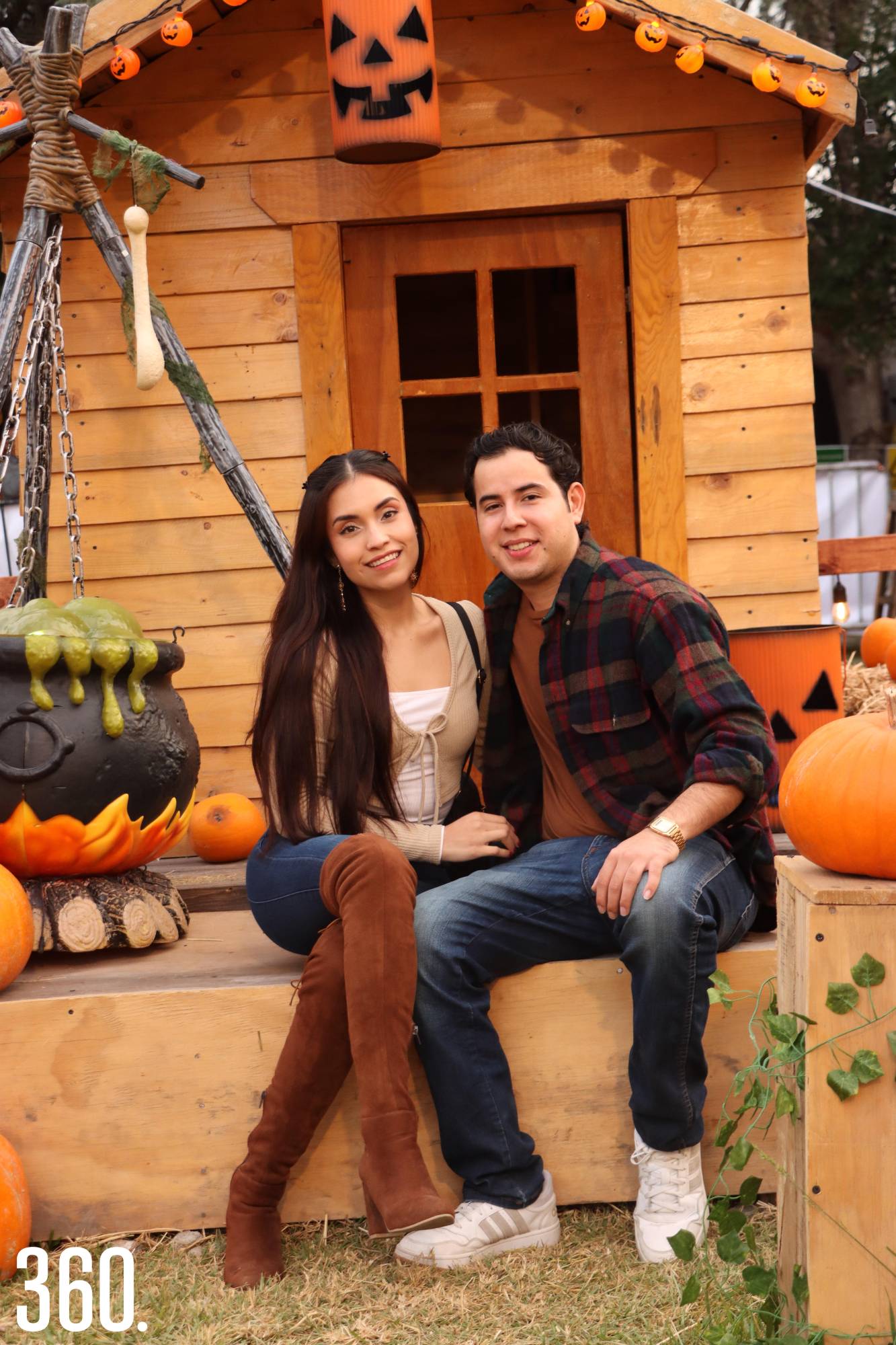 $!DISFRUTAN DE 'SPOOKY TOWN'