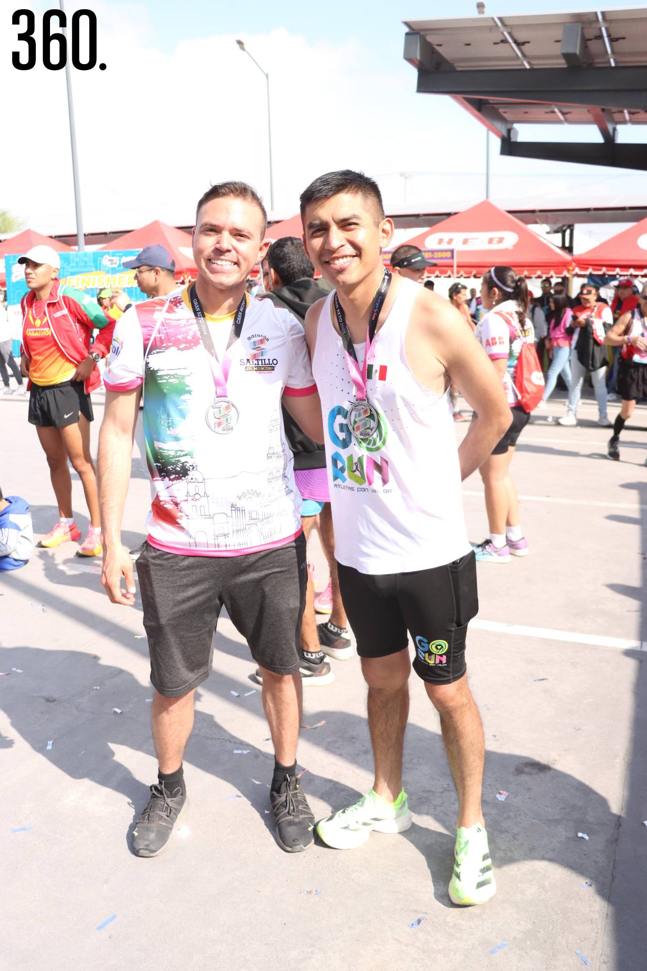 $!PARTICIPAN EN EL MARATÓN LA MODERNA