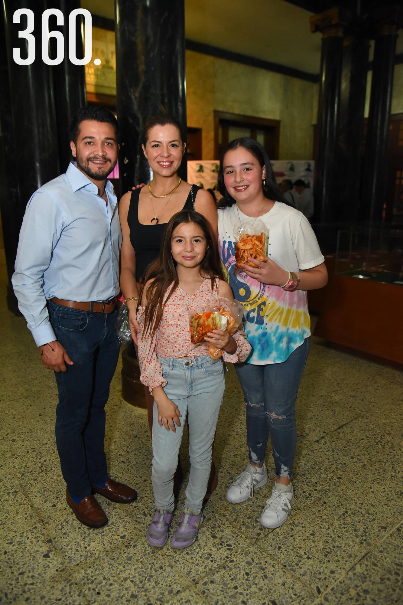 $!Mauricio Langle, Lulú Tovar, Jimena Ramírez y Roberta Langle.
