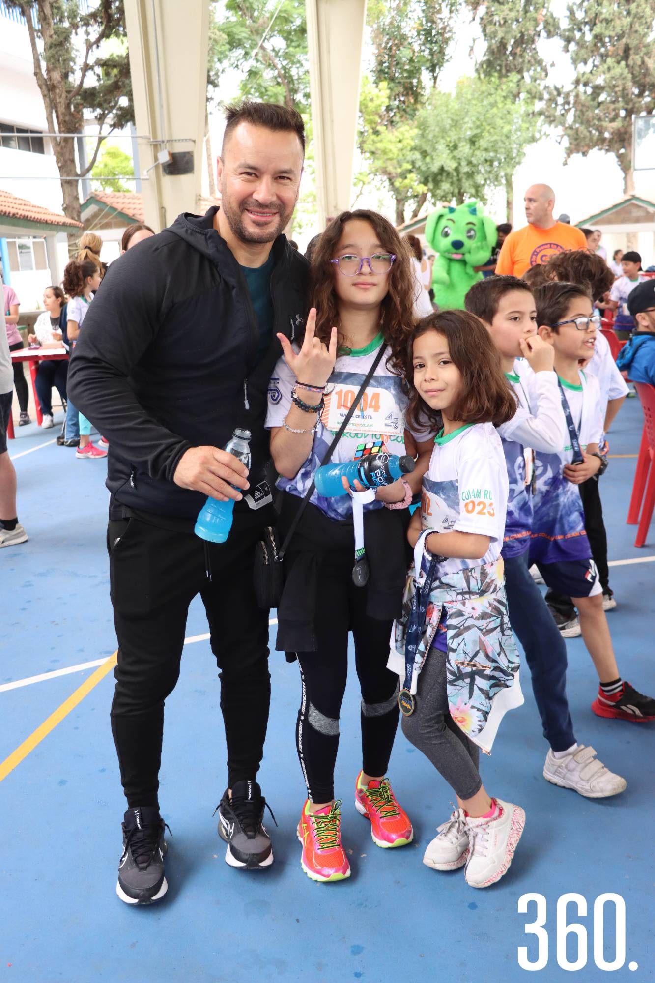 $!Hugo, Celeste y Victoria Herrera.
