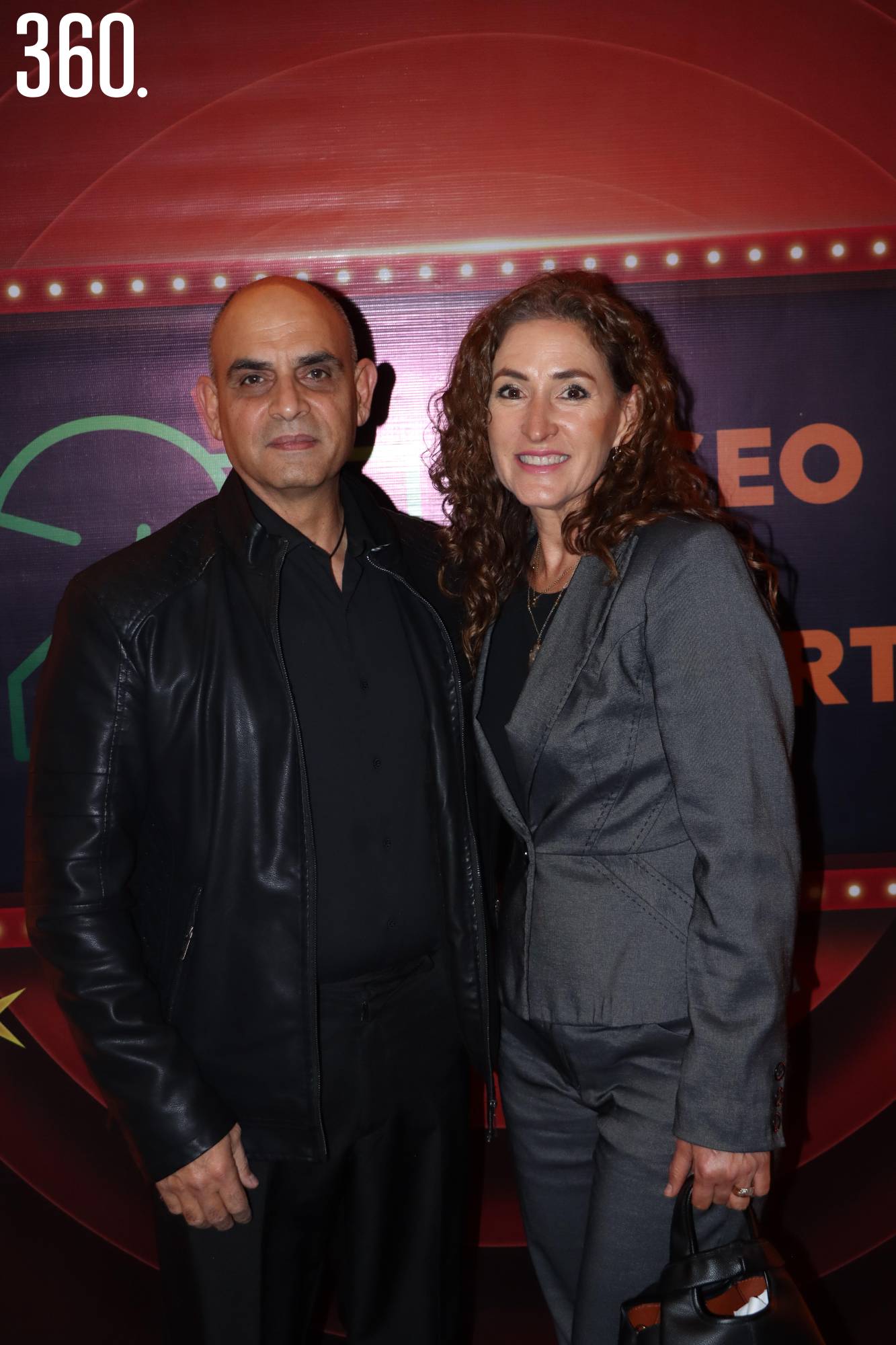 $!David Adame y Eva Flores de Adame.