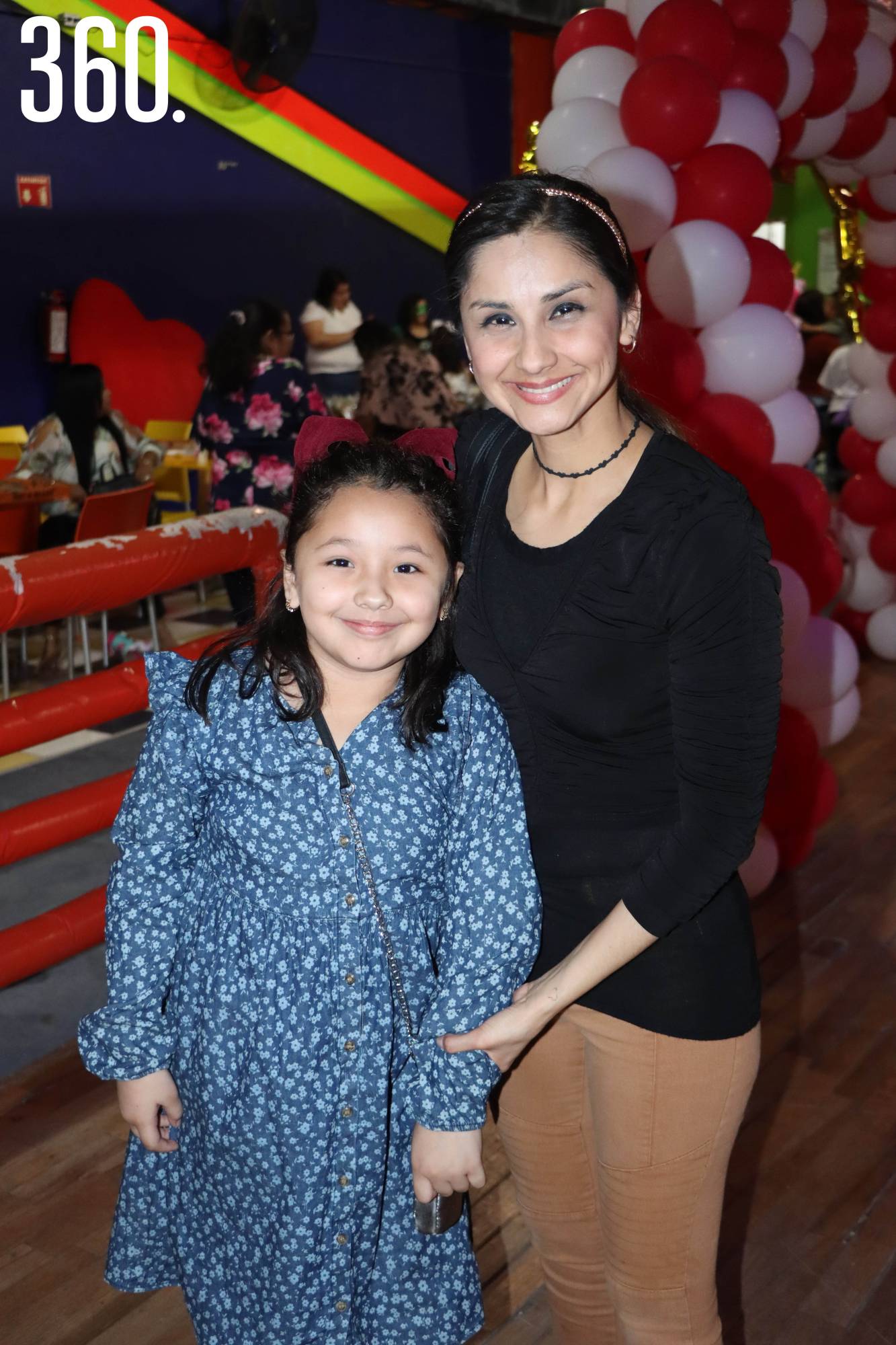 $!Bárbara Echavarría y Karen Aparicio.