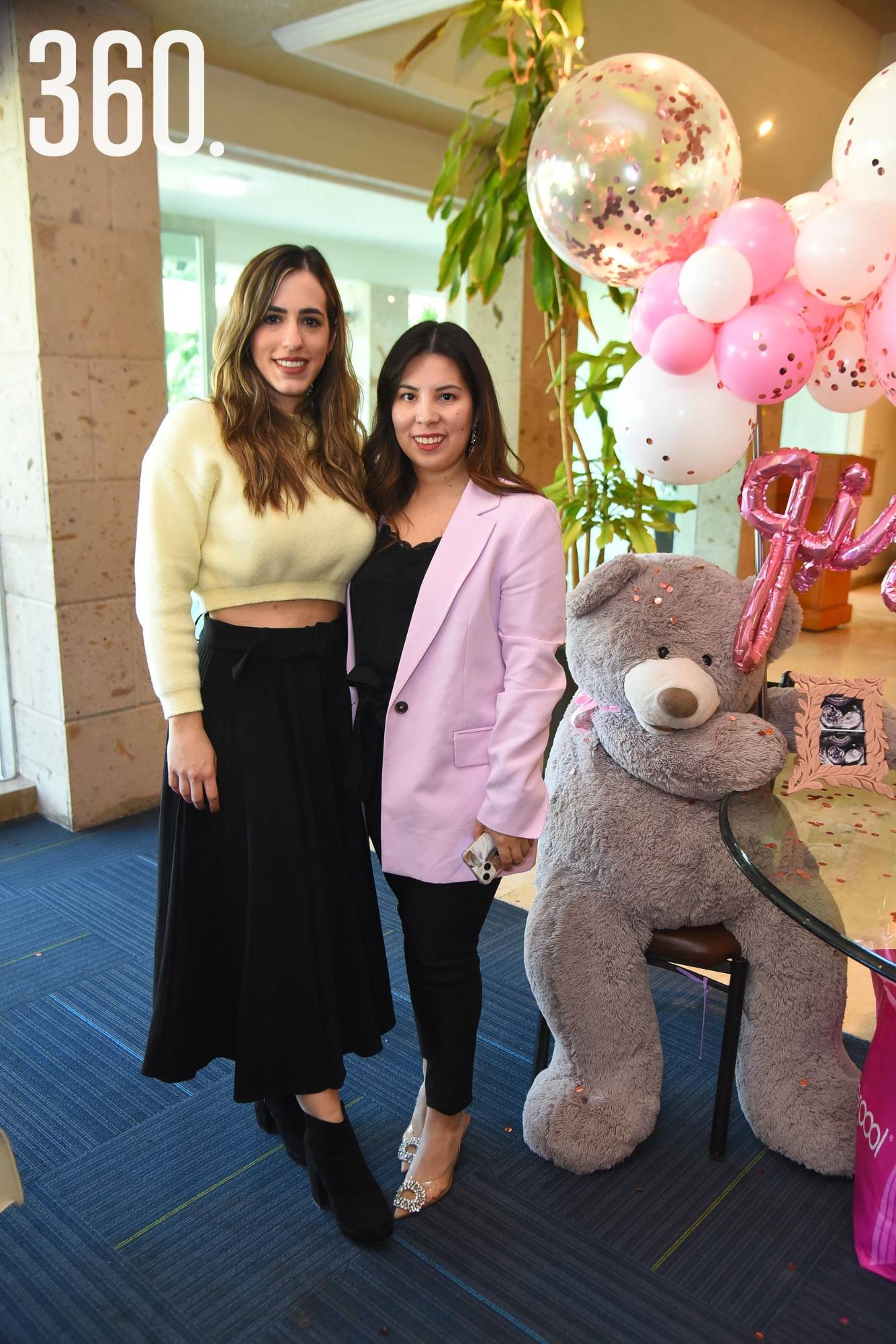 $!Ana María Pérez y Angie Rodríguez.