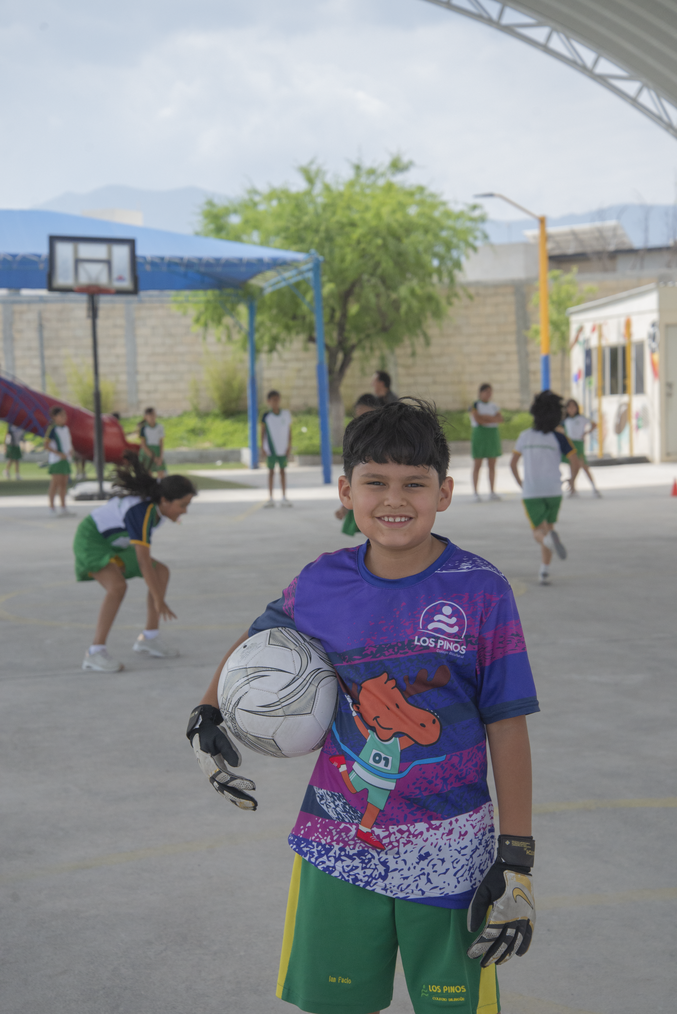 $!COLEGIO LOS PINOS INAUGURA TECHUMBRE