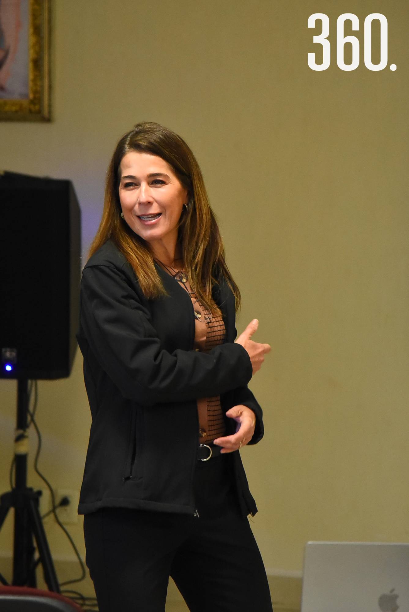 $!Conferencista Lucy Garza.