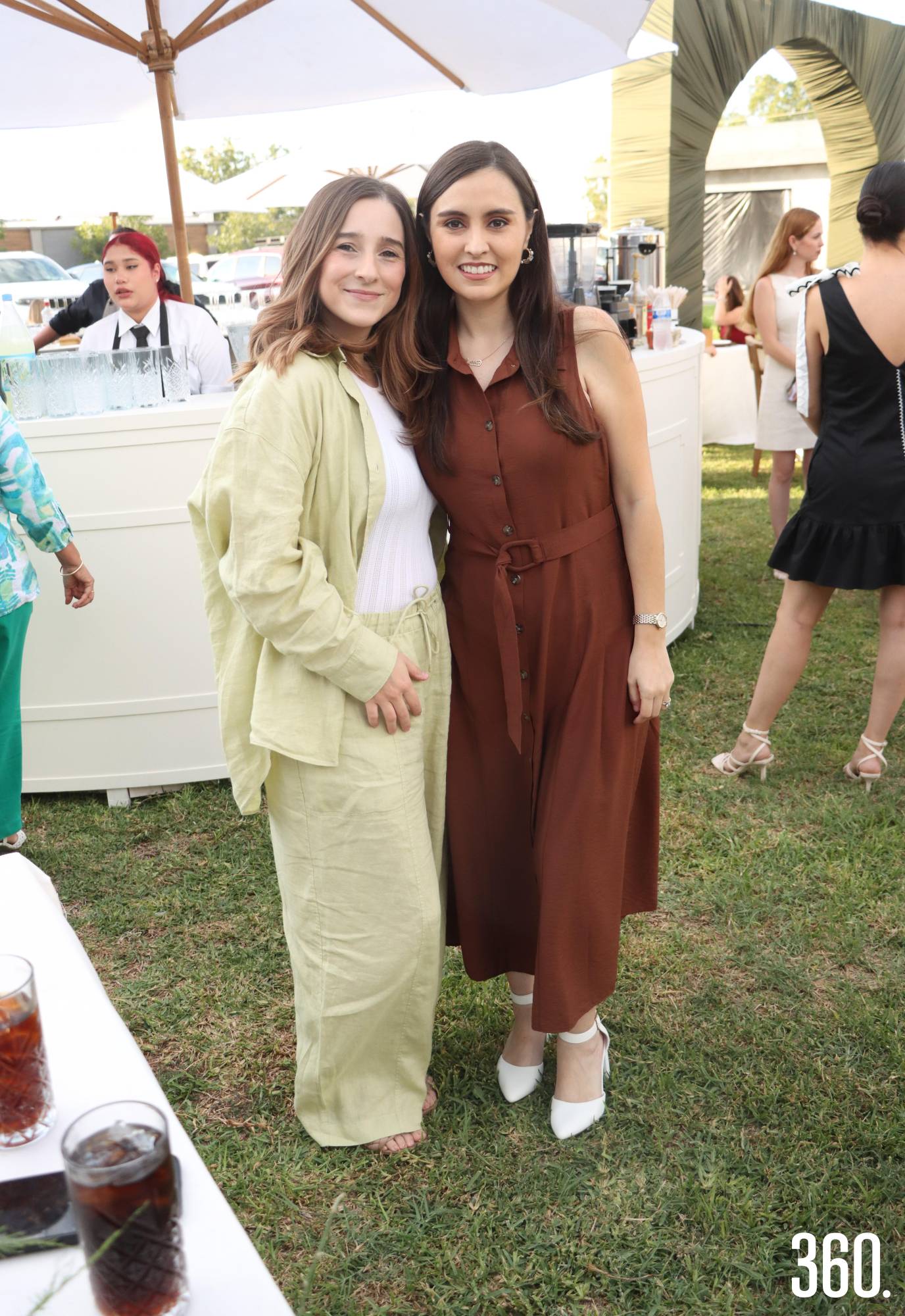 $!Daniela de la Peña y Luisa Dávila.
