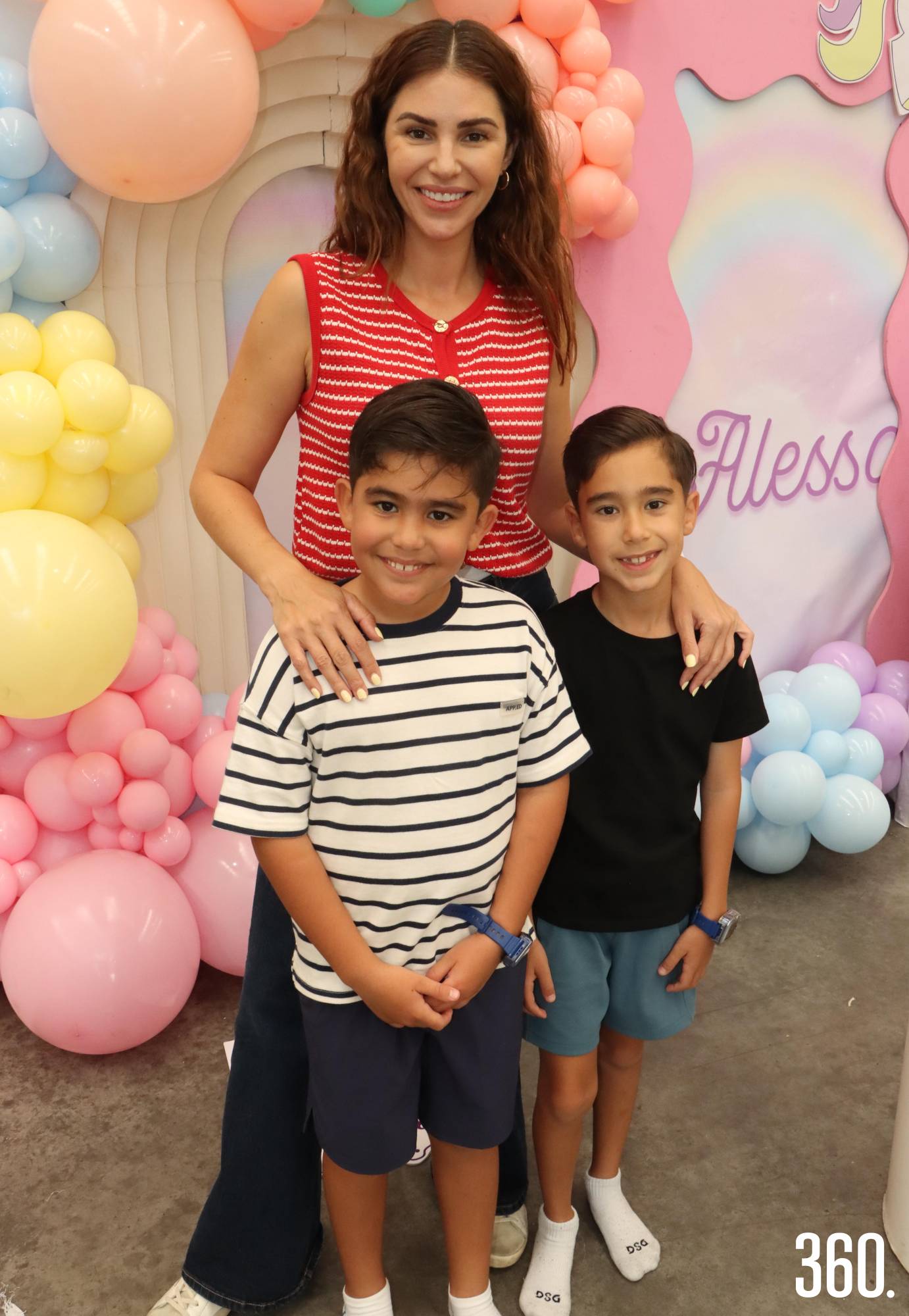 $!Mony Amarillas con sus hijos, Álex y Alfonso Argüelles.