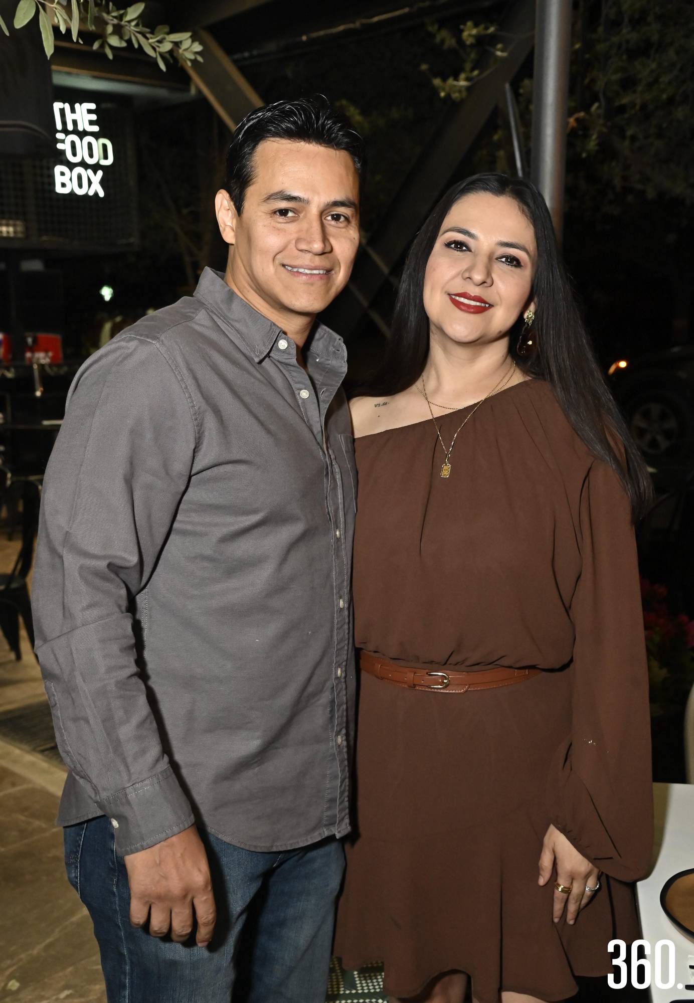 $!Javier Sánchez y Lizeth González.