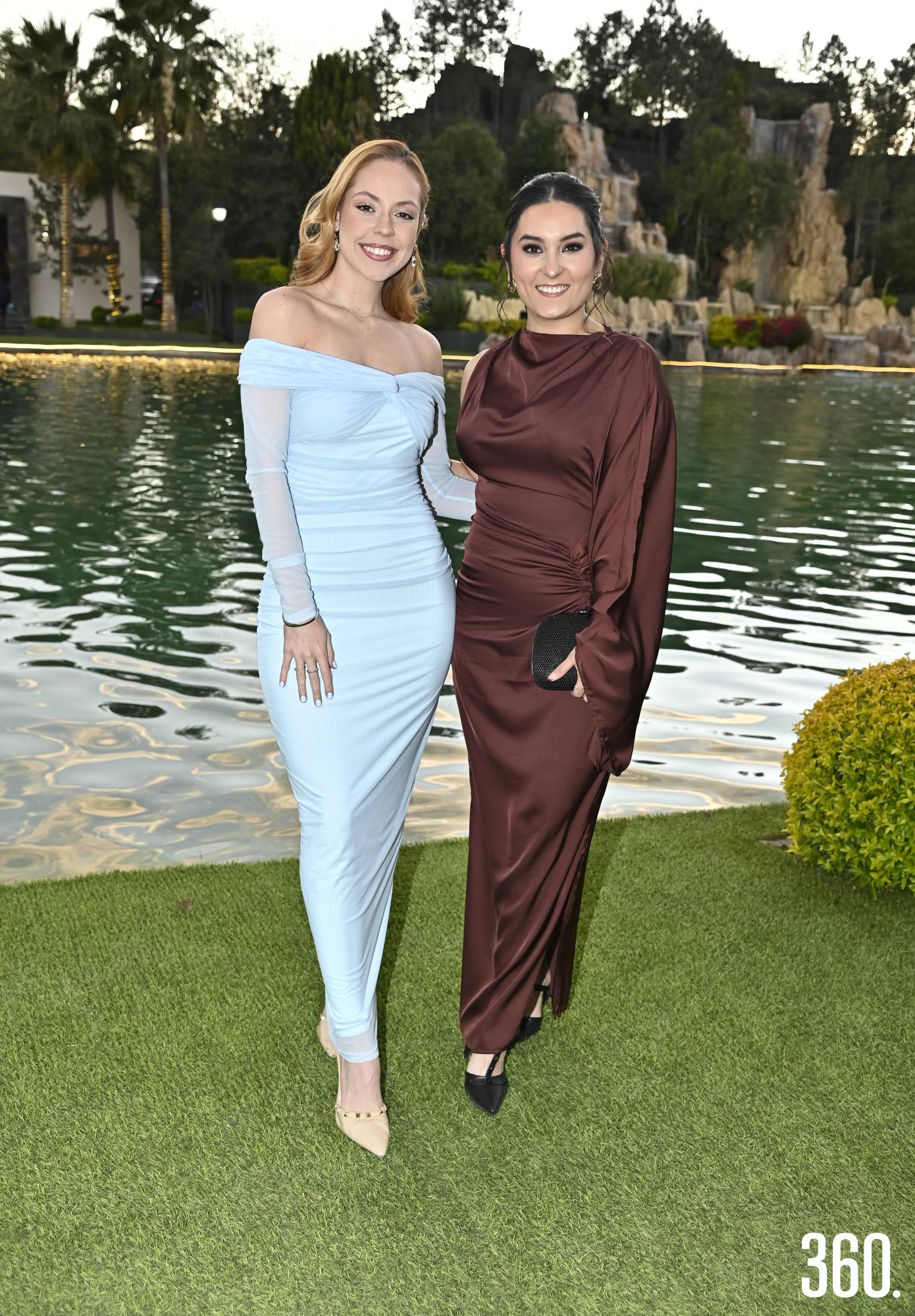 $!Karla Izarrarás y Ana Gaby García.