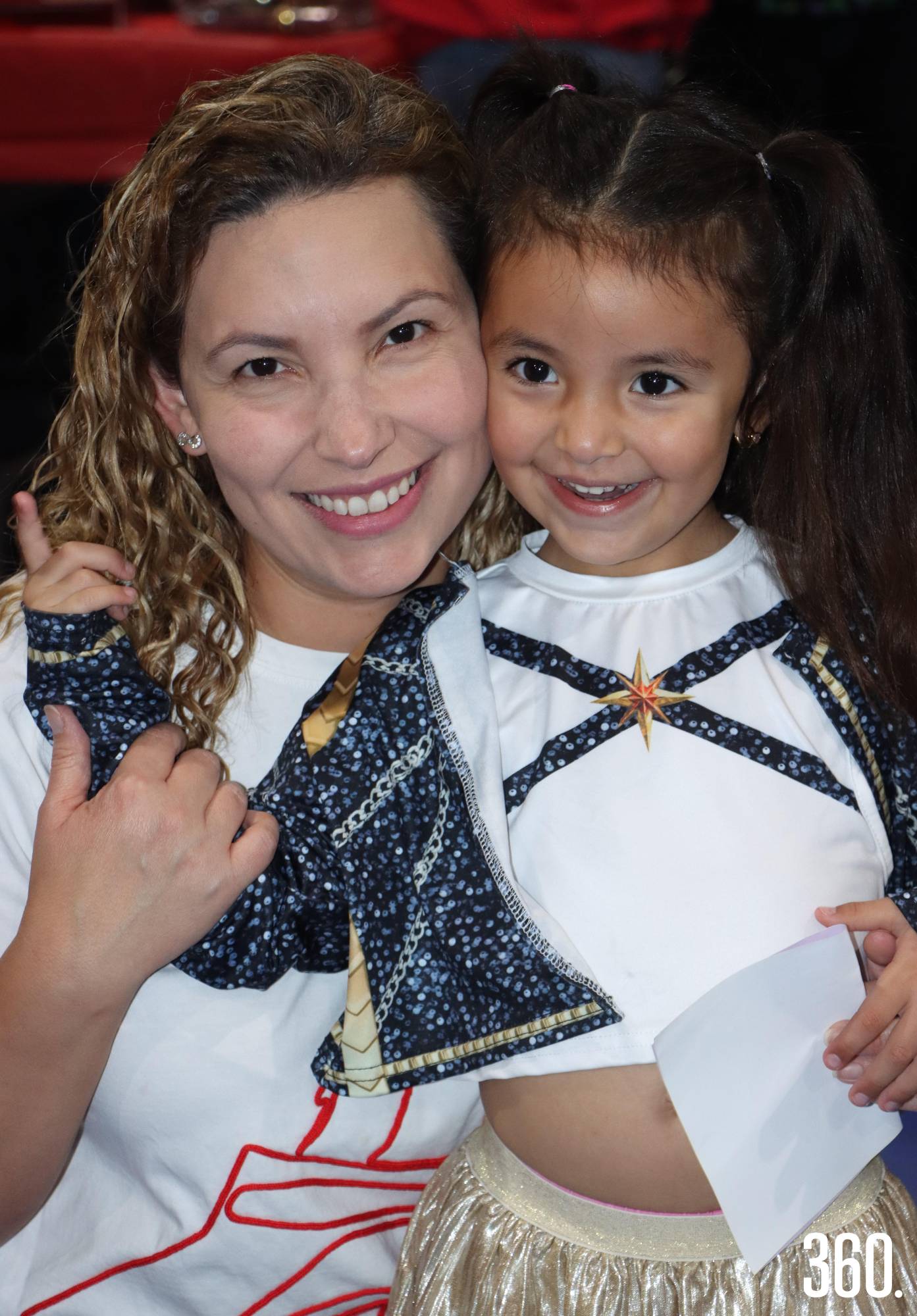 $!Leticia Decanini y Reneé Loya.