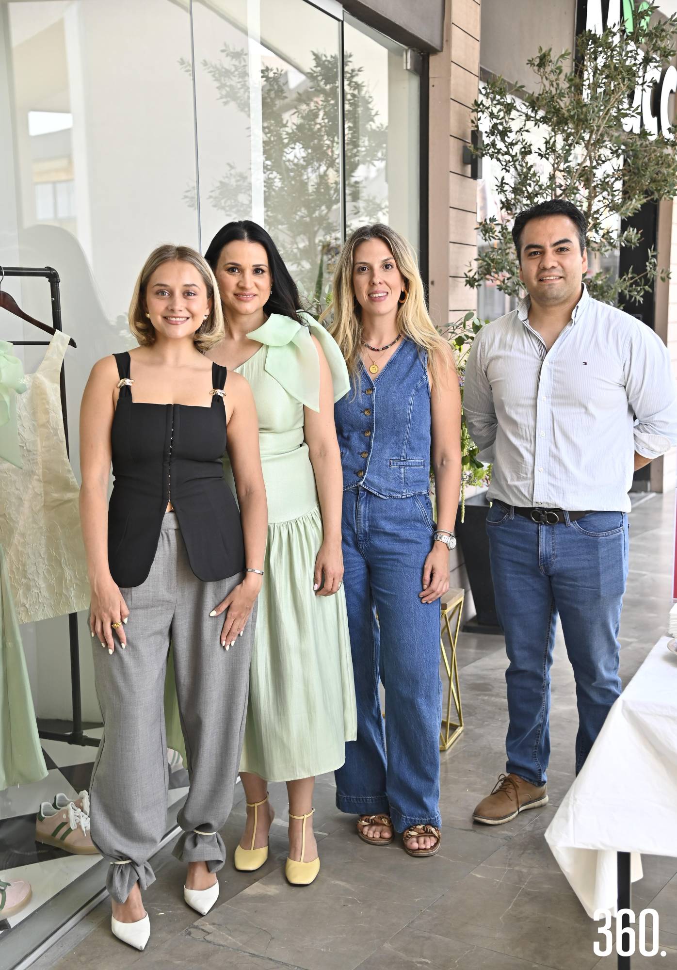 $!Ana Paula Irrazábal, Maribel Ramírez, Anne Sañudo y Victor Castro.