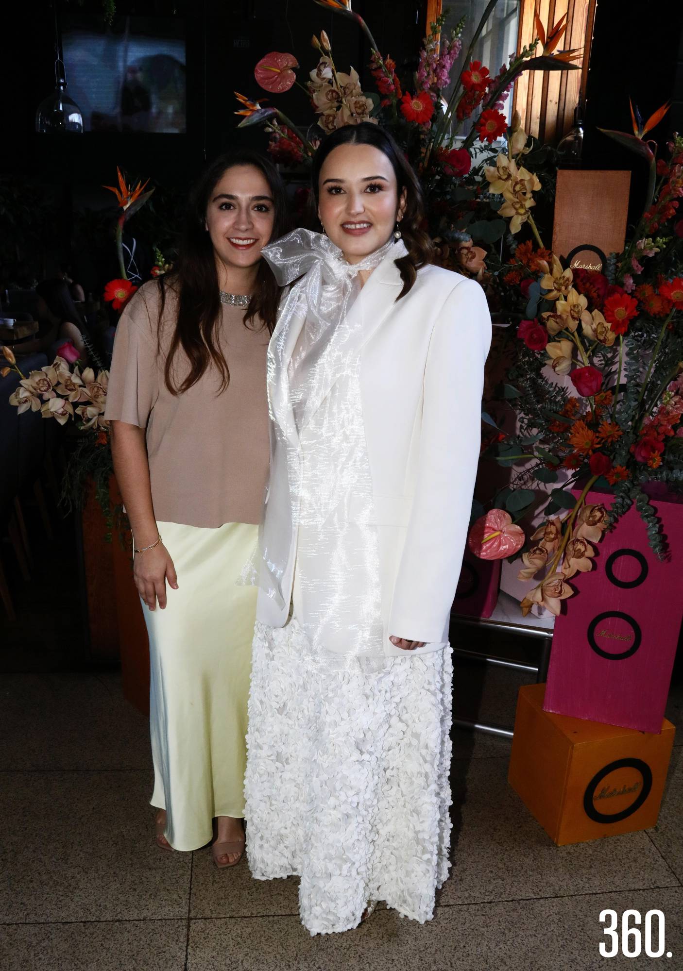 $!Fernanda Alarcón felicitó a su amiga Mariana Sotomayor García por su compromiso matrimonial.