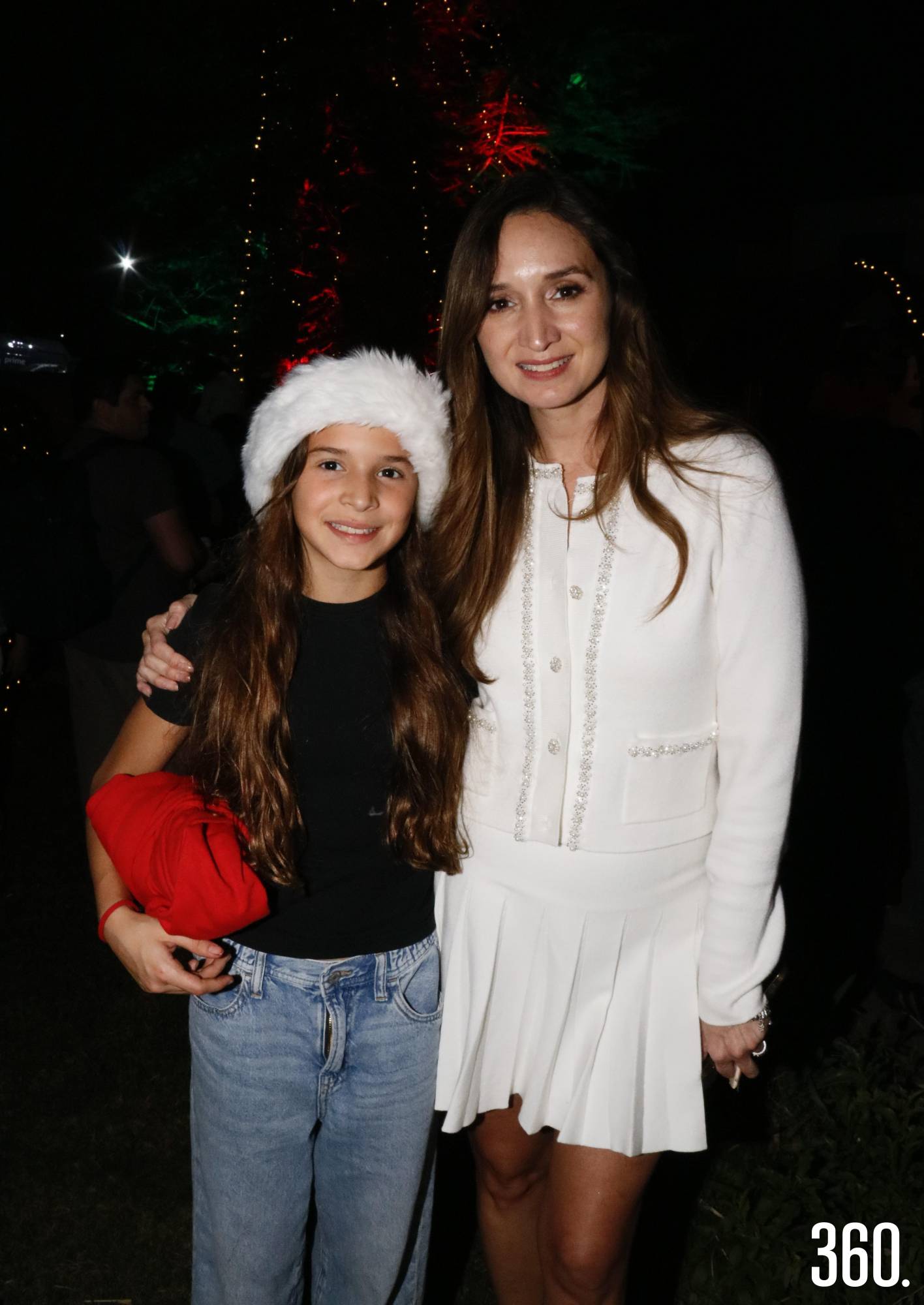 $!Victoria Aguirre Dávalos y Edna Dávalos.