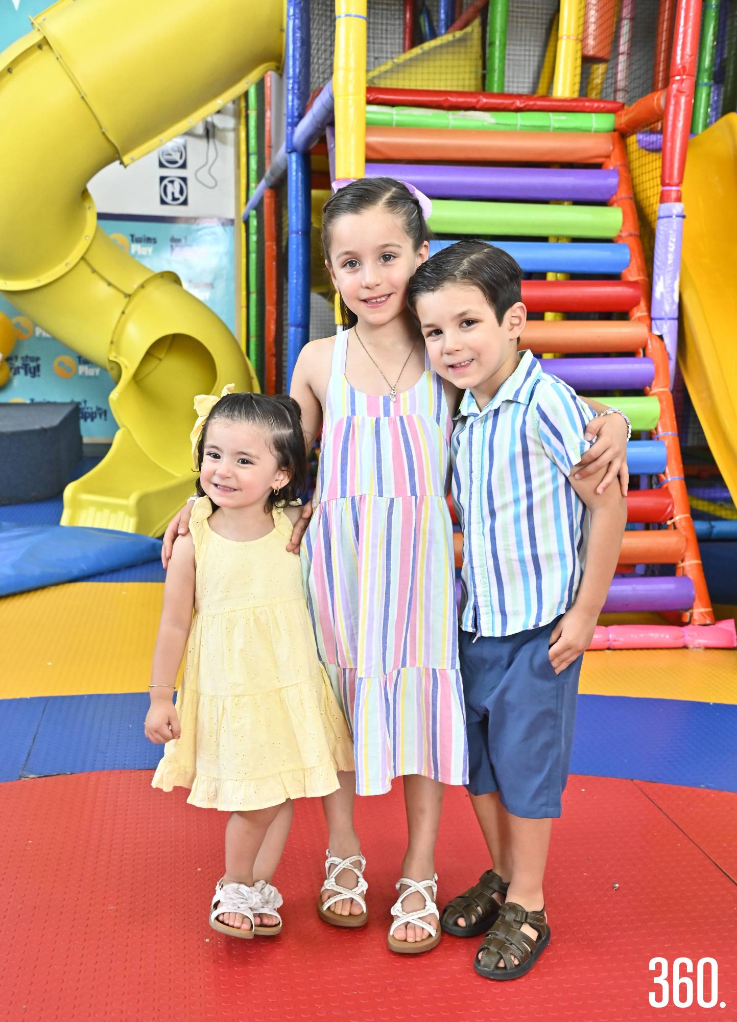 $!Martina y Emilia y Julián Gerardo Saldaña.