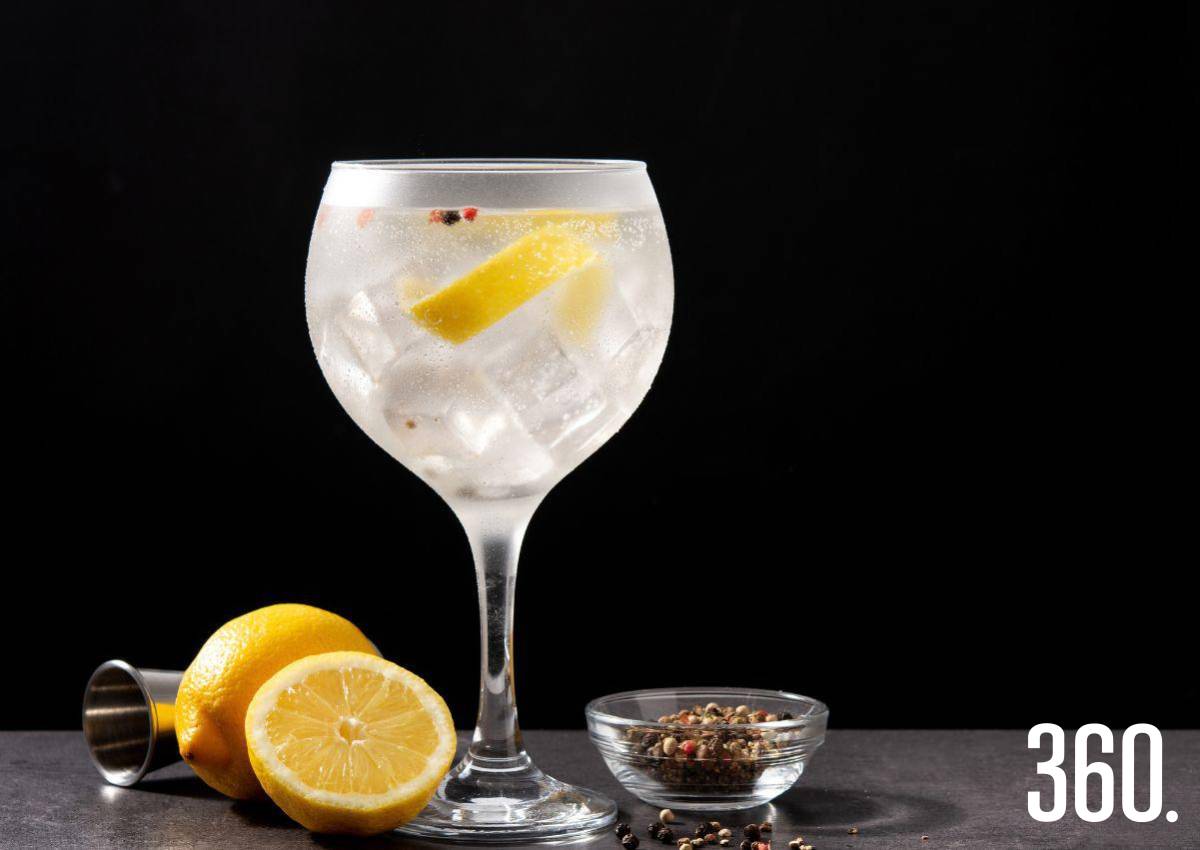 UNA BEBIDA DE MODA, EL GIN TONIC