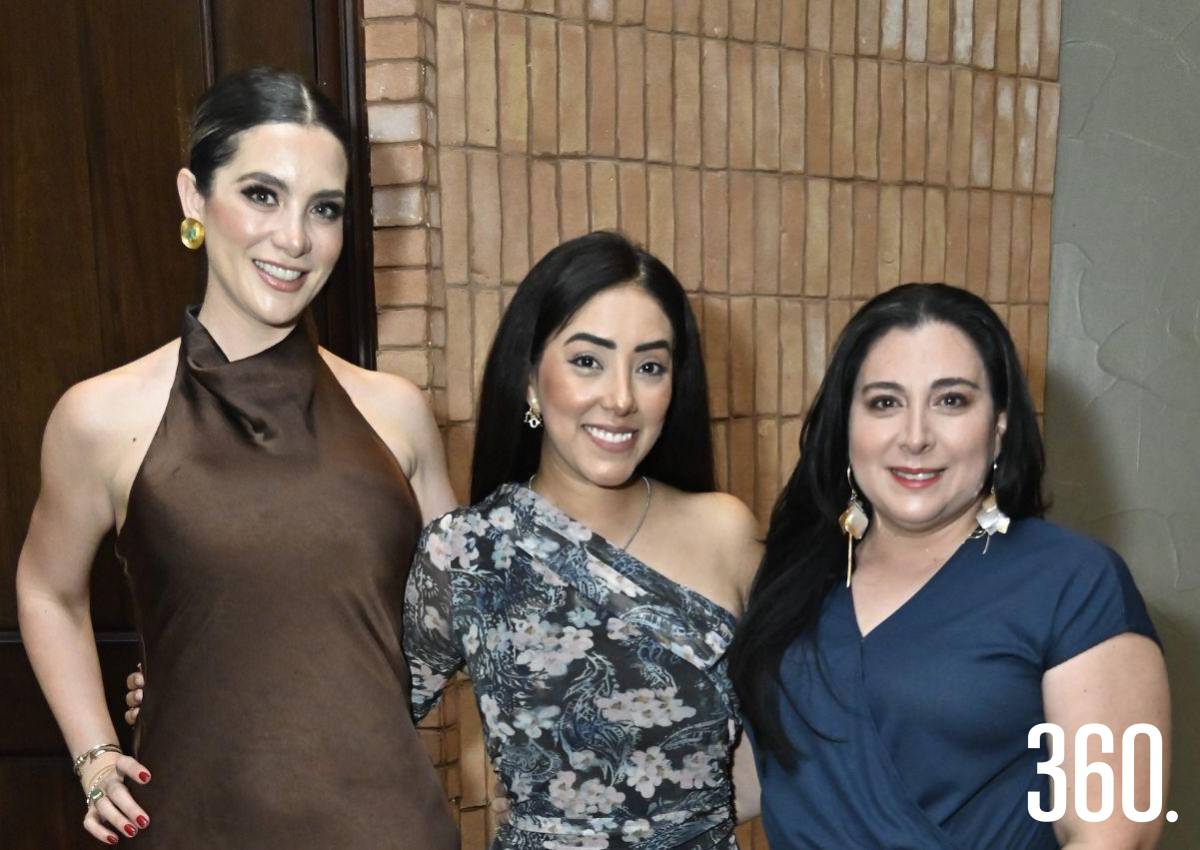 CONSIENTEN A MAMÁS CON GRANDES FESTEJOS
