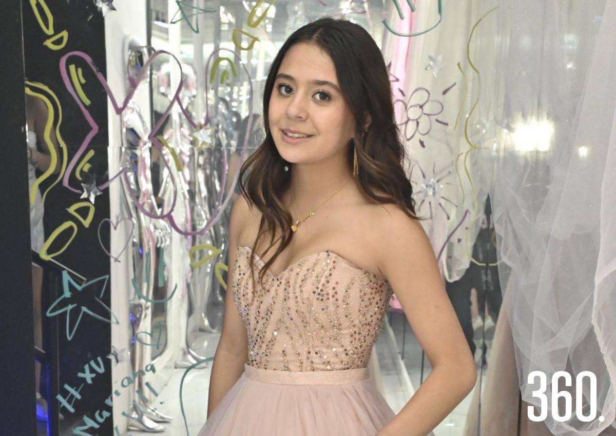XV AÑOS DE MARIANA FARA SALAS