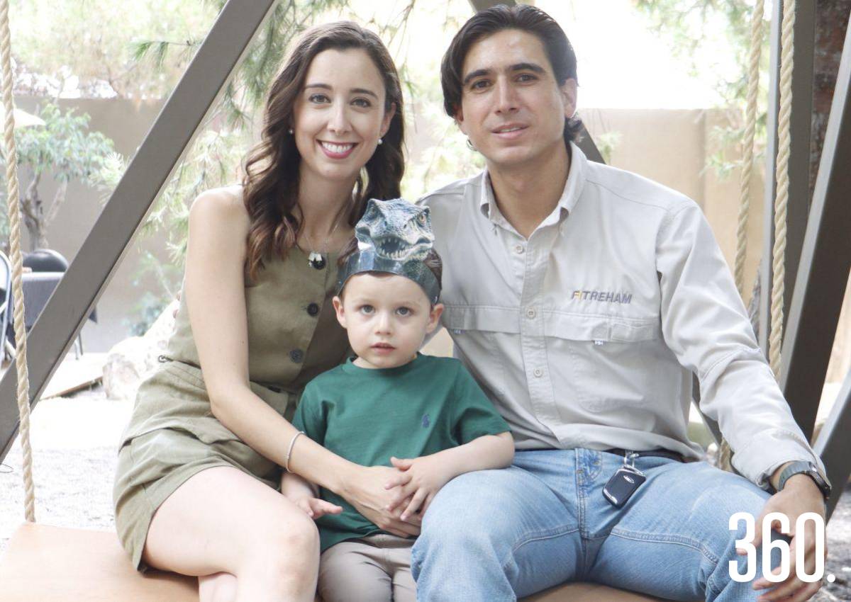 CUMPLEAÑOS DE ROBERTO TREVIÑO ELGUÉZABAL