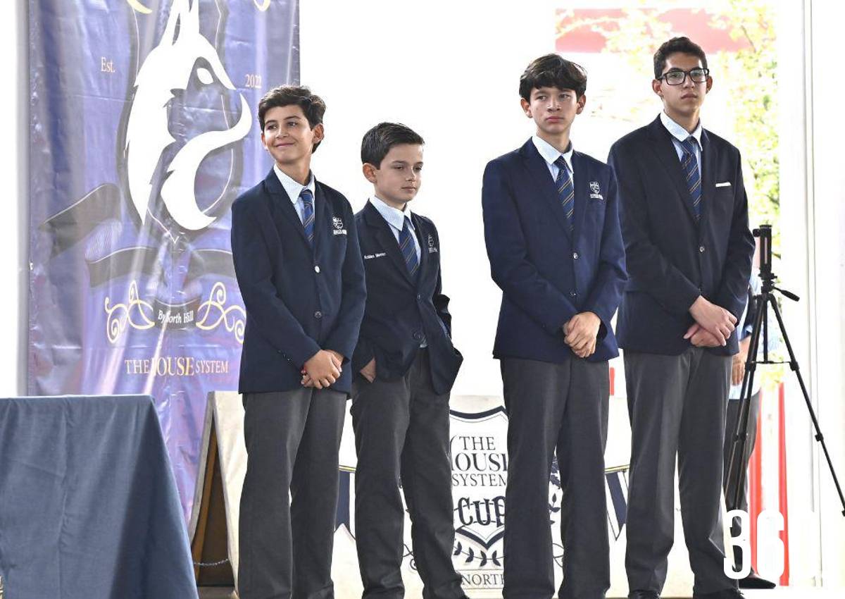 NUEVOS ESTUDIANTES DEL COLEGIO NORTH HILL RECIBEN ASIGNACIÓN DE CASAS