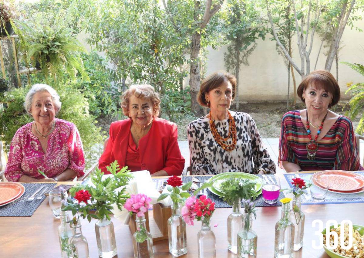 TIENE CLUB AZALEA REUNIÓN MENSUAL