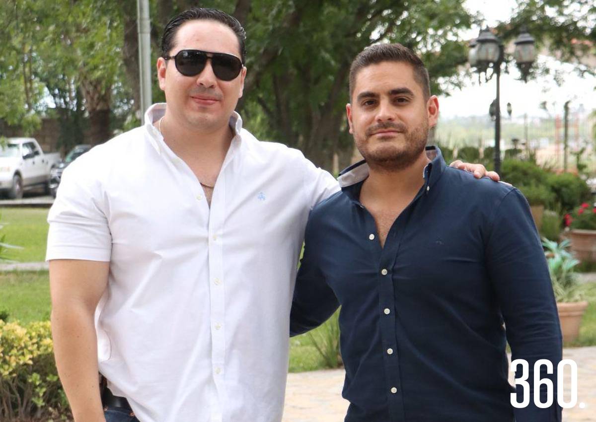 FESTEJO PARA CARLOS FLORES