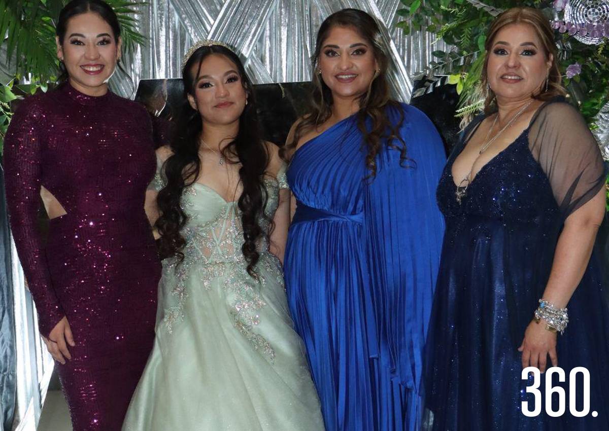 MIRANDA RENDÓN RODRÍGUEZ CUMPLE XV AÑOS