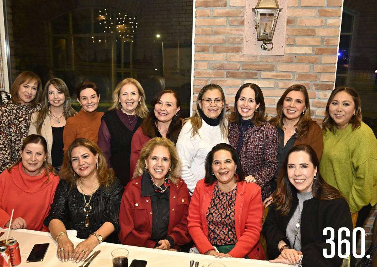 AMIGAS CELEBRAN SU TRADICIONAL POSADA