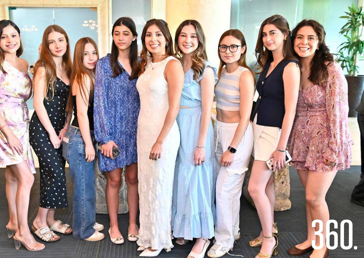 DESPEDIDA DE SOLTERA PARA PAULINA BERRUETO