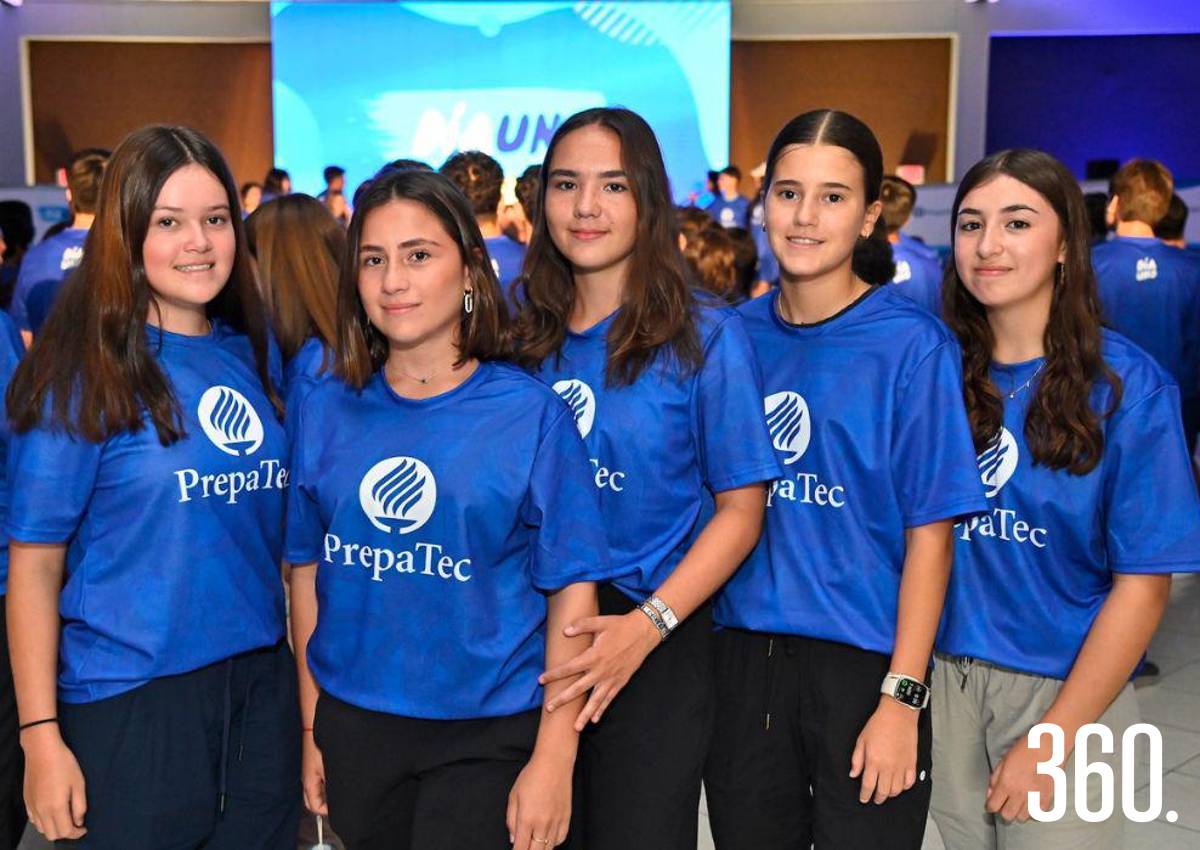 ALUMNOS DE PREPA INICIAN CLASES EN EL TEC DE MONTERREY CON EL DÍA UNO