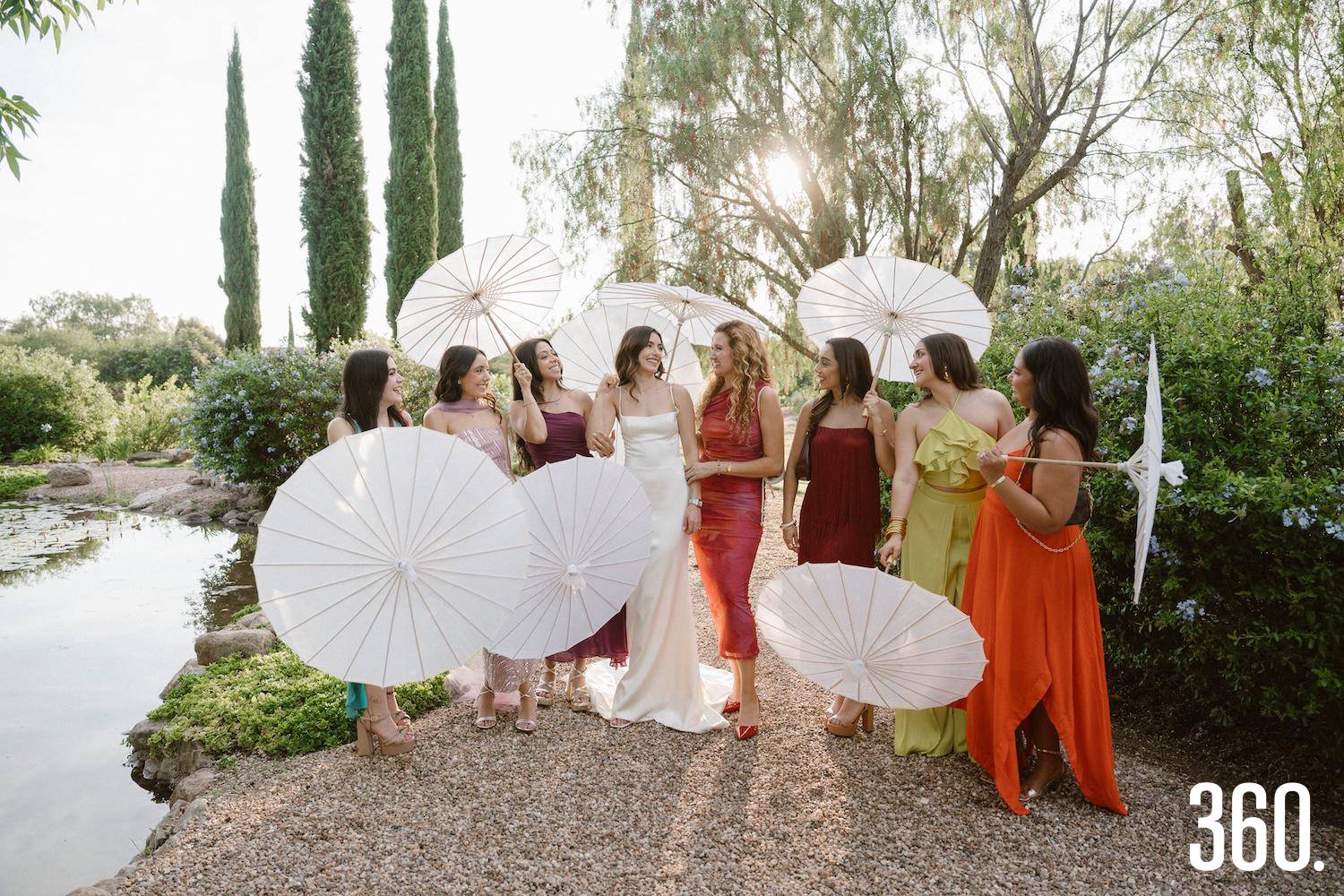 $!La novia con Ximena Silva Valdés, Alejandra Sánchez Rodríguez, Yamile Amar López, Stephania Sosa Medrano, Camila Paola Robles Valdés, Nicole López y Liliana Abigaíl Luna Hernández.
