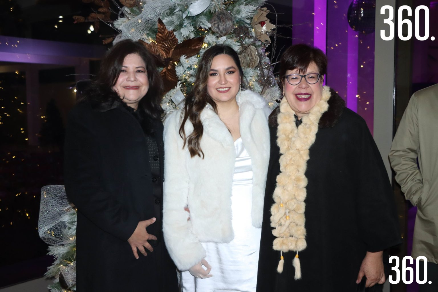 $!Tatiana con Cristina y Marissa Calderón.