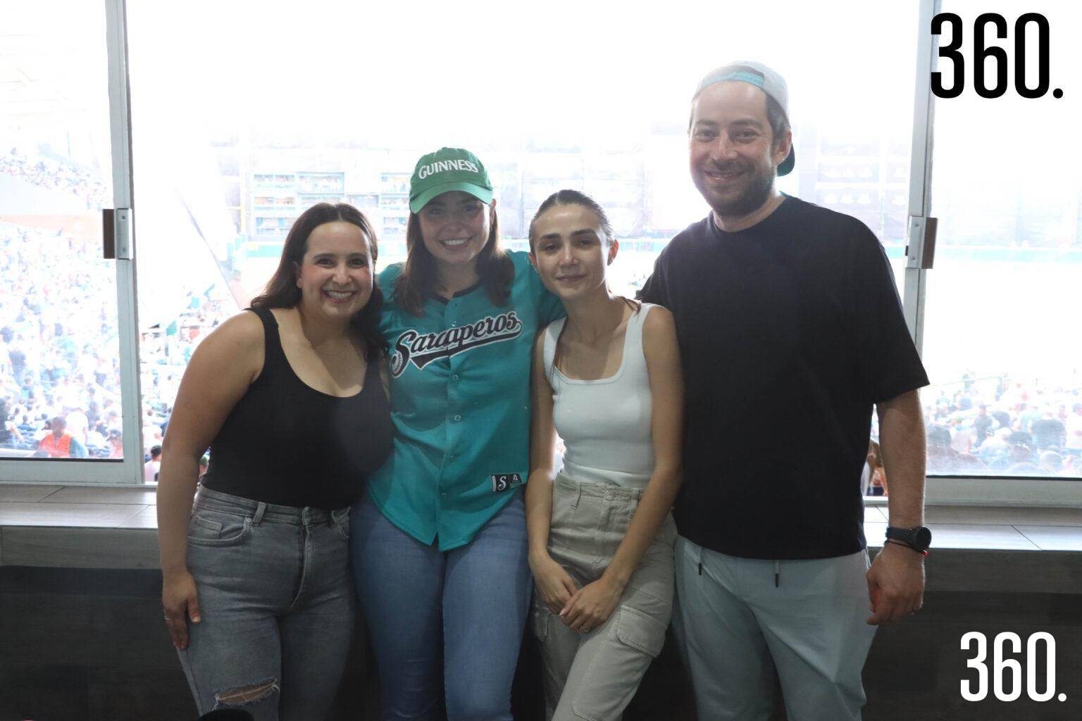 $!Martha Dainitín, Mariel Dávila, Paola Fernández y Gerardo Dávila