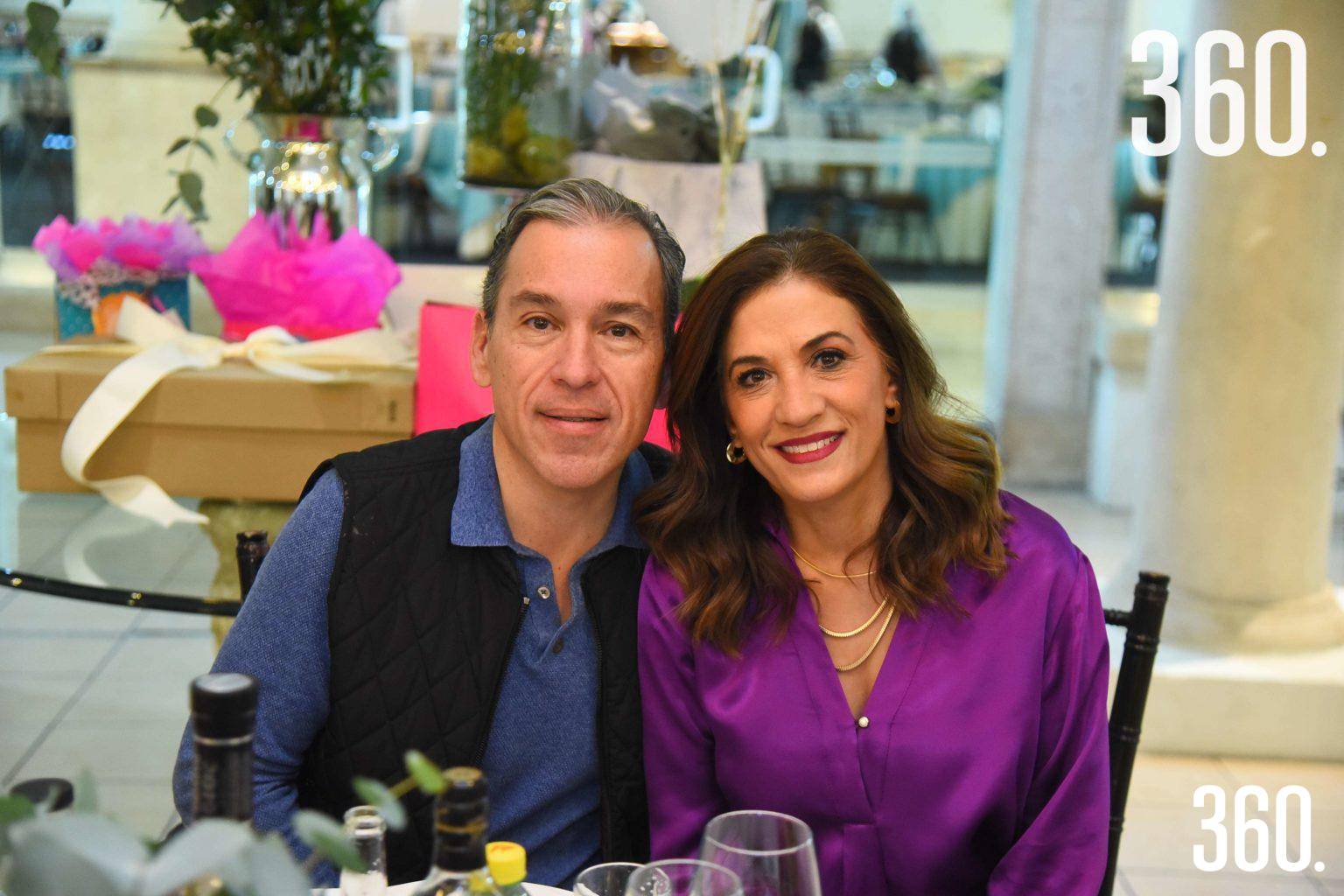 $!José Valdés y Edith Fernández.