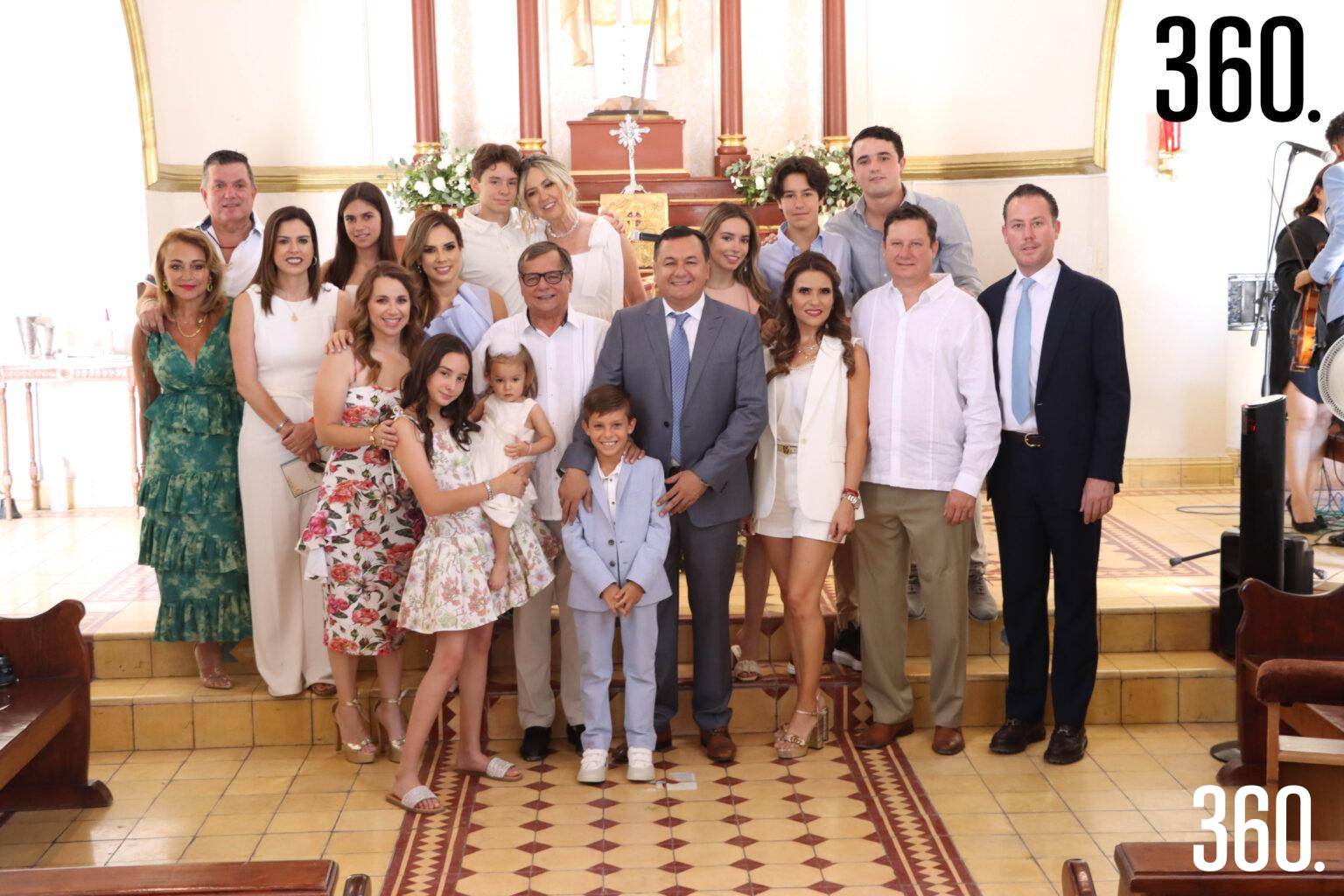 $!Iker con su familia.