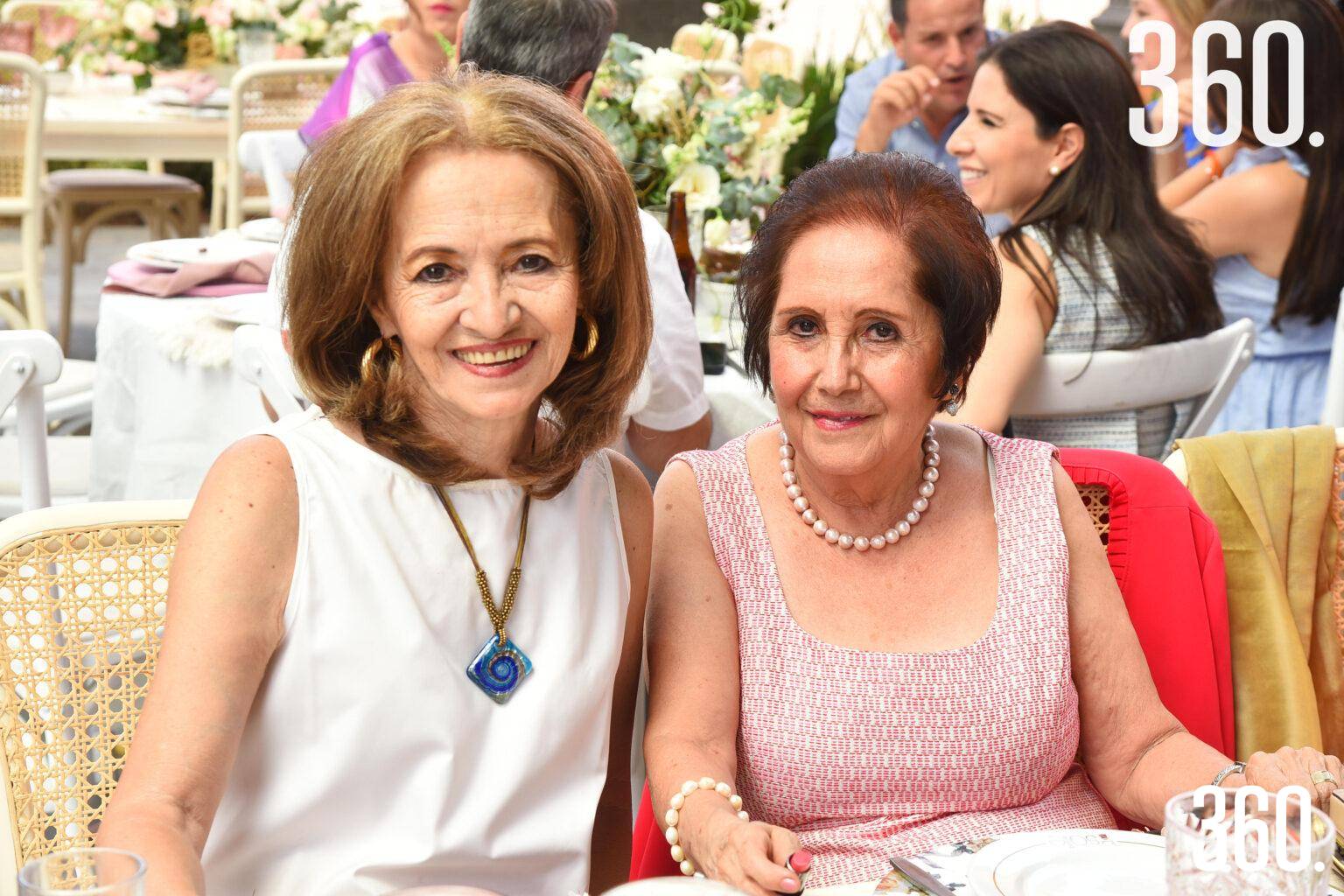 $!Patricia Anda y Luz María de Martínez.