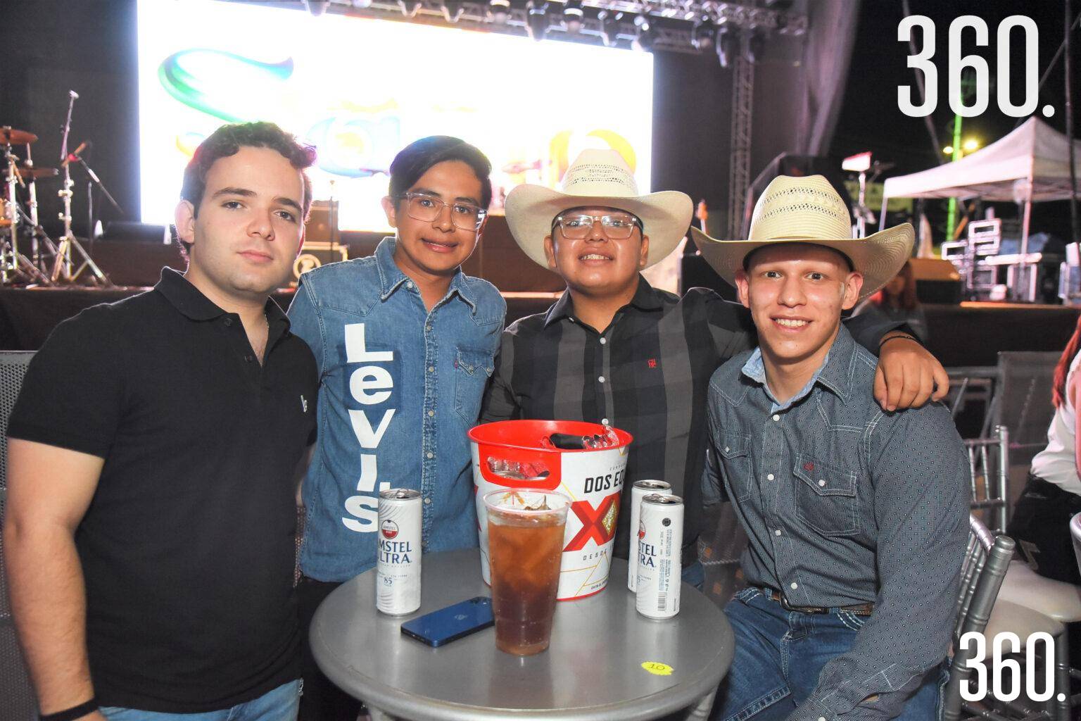 $!Daniel Carreiro, David de León, Rodrigo de la Riva y Maximo Zerón.