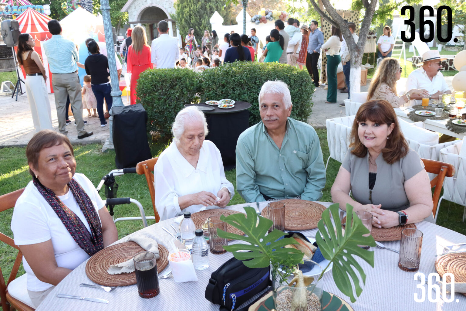$!Magdalena Galindo, Emilia Cerna, César Galindo y Leticia Rodríguez.
