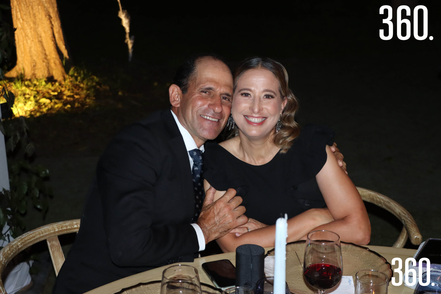 $!Andrés Garza y Adriana Paola de Garza.