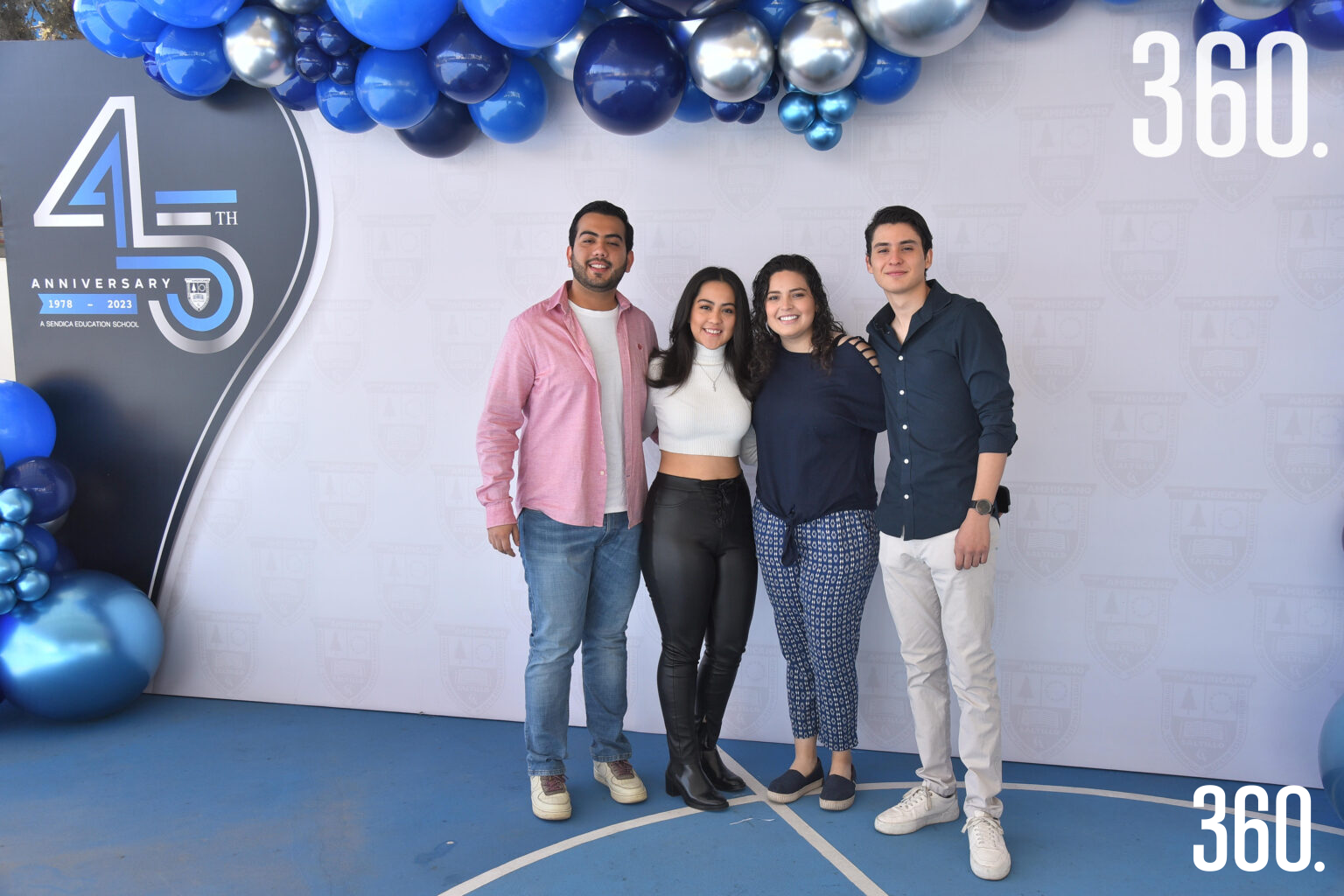 $!Alberto Arizpe, Paola Arizpe, Naomi Arellano y Evan Arellano.