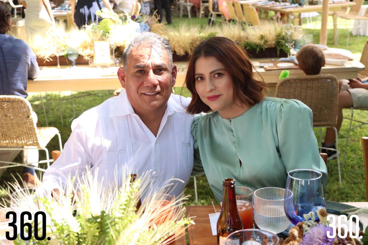 $!Néstor Pérez y Angélica Elizalde.