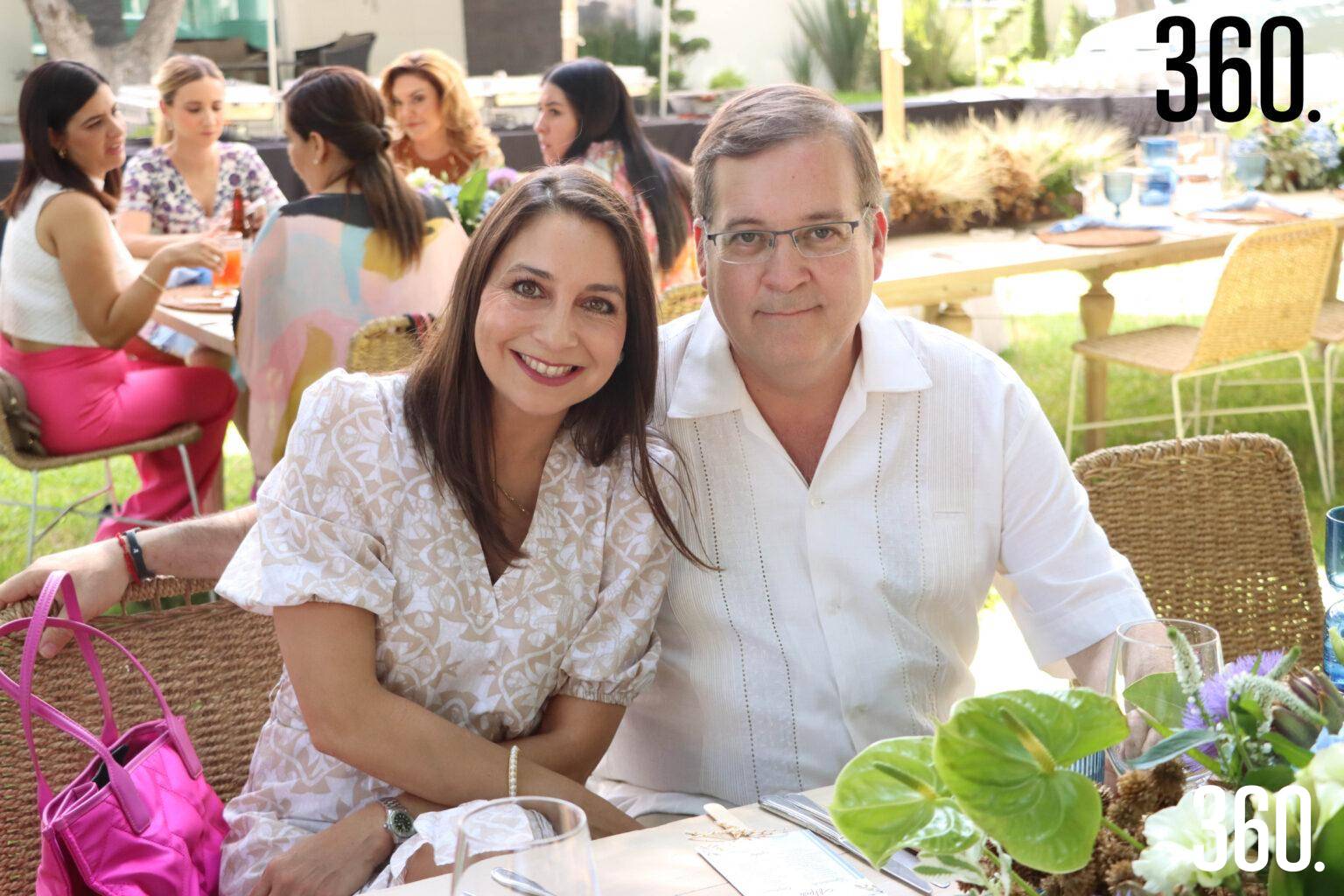 $!Maru Cárdenas y Víctor Dávila.