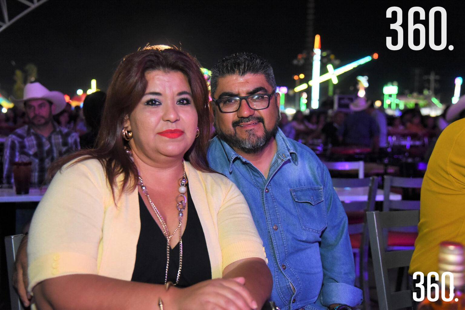 $!Gaby de la Peña y Enrique.