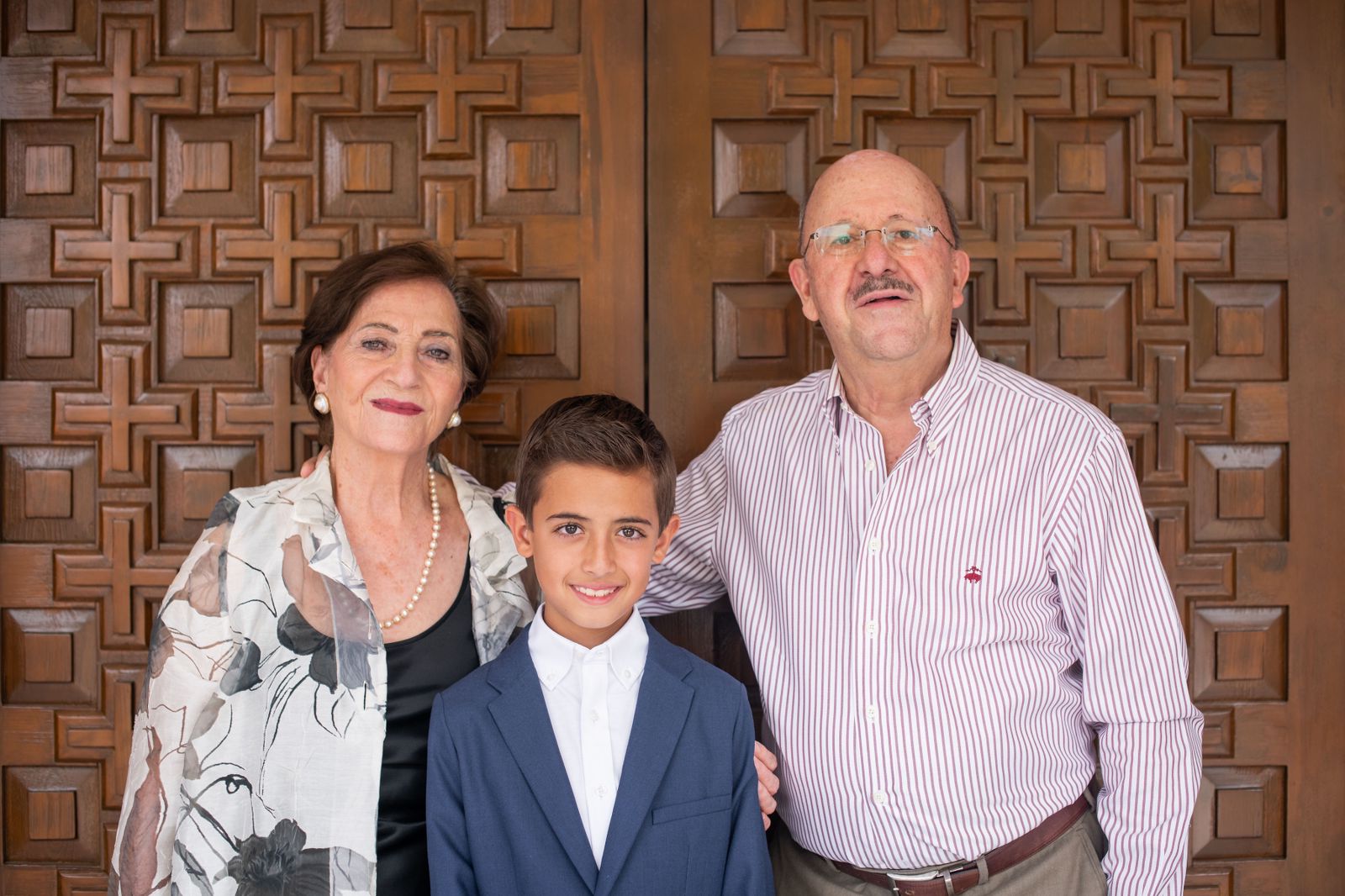 $!Con sus abuelos paternos, Maruca Berlanga y Rosendo Villarreal.