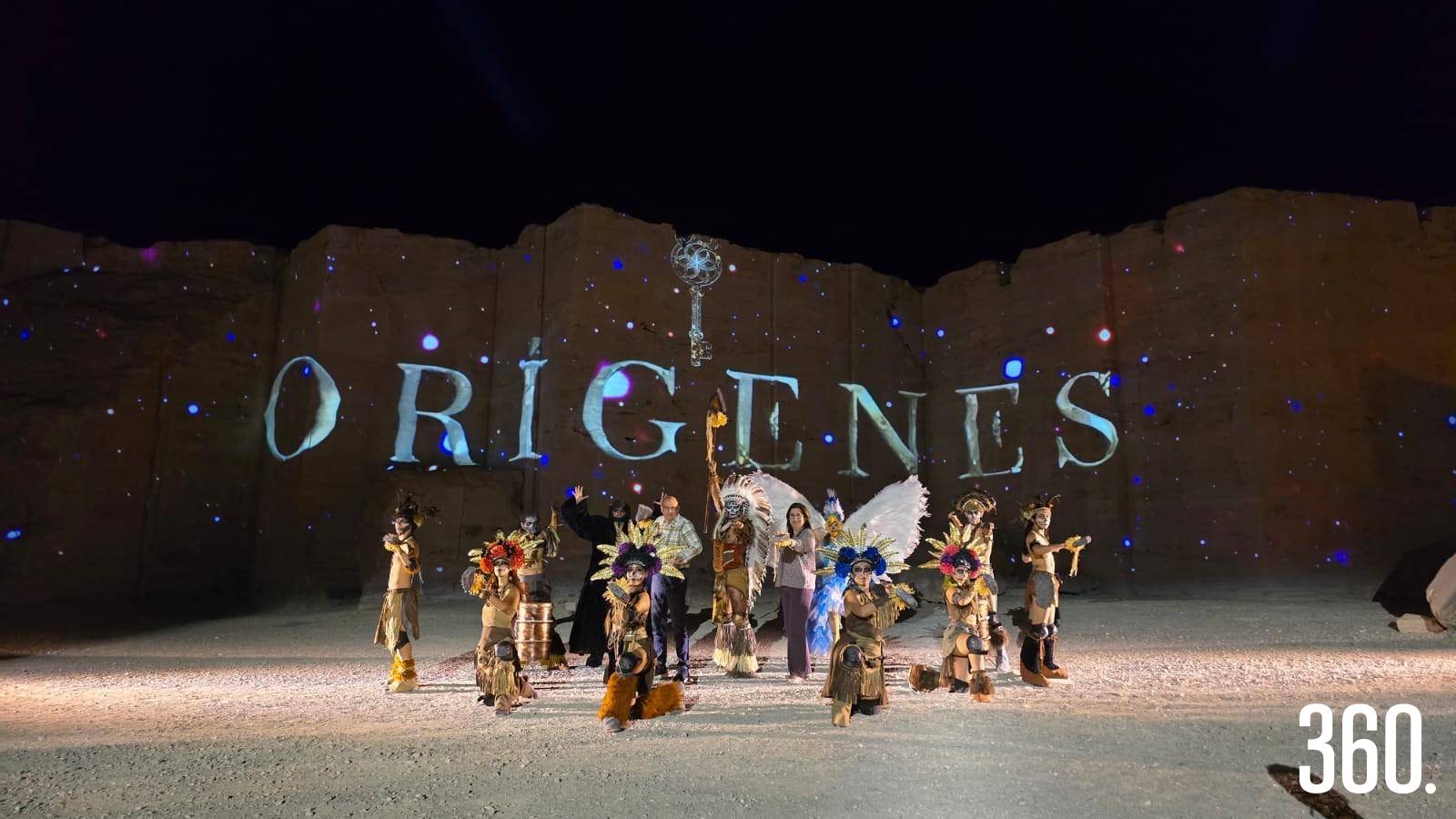 $!Los ganadores durante el espectáculo “Orígenes”, una puesta en escena que combina historia, luz y naturaleza.