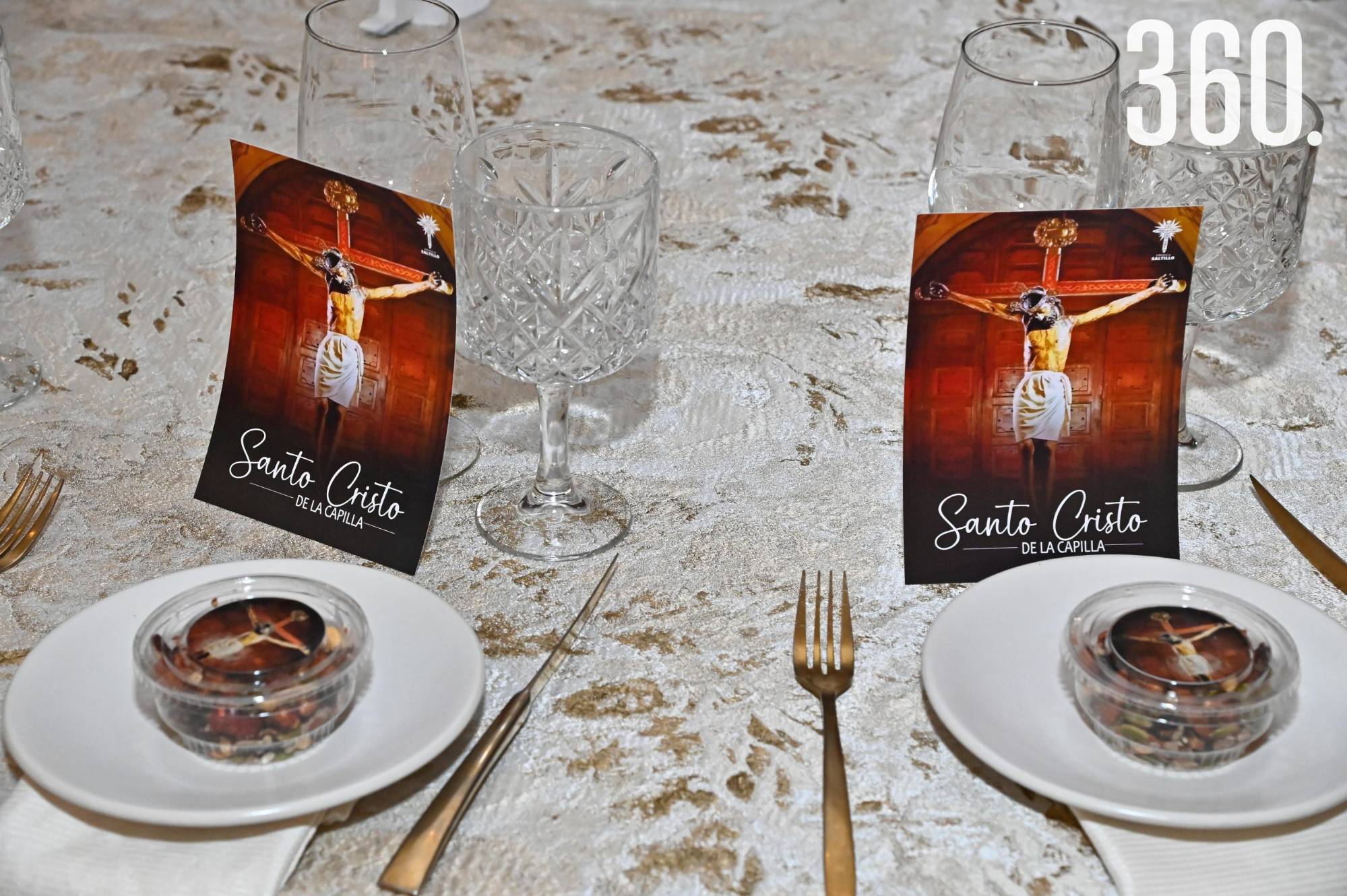 $!Decoración de las mesas.