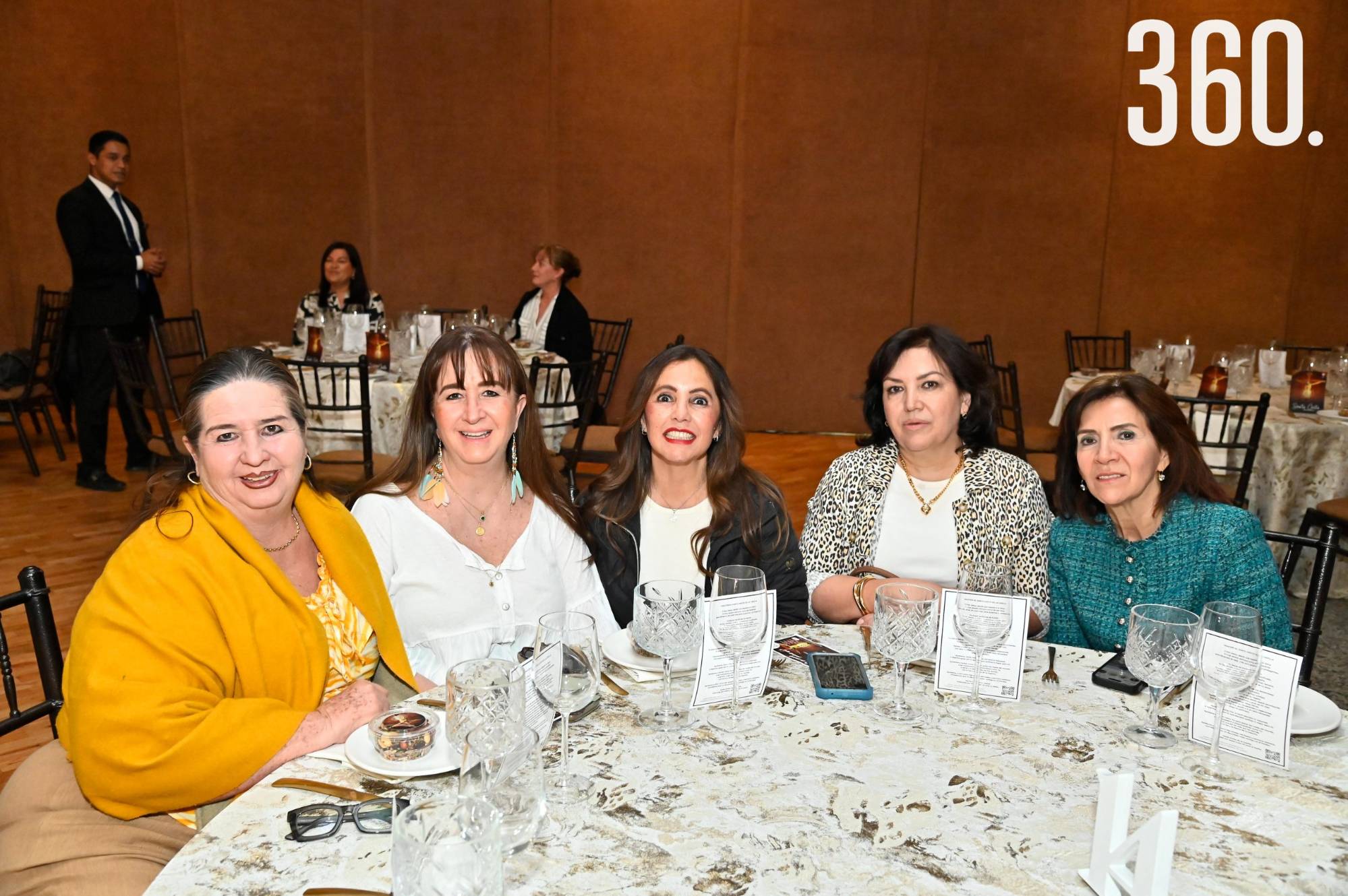 $!Araceli González, Cristina González, Rosalba Leos, Aidé Flores y Norma Enríquez.