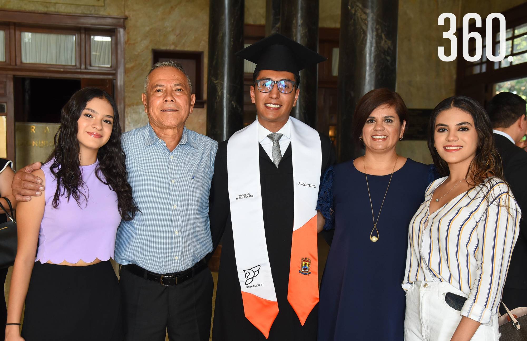 $!Mariana Muñiz, Rodolfo Muñiz, Rodolfo Muñiz Torres, Socorro Torres y Melisa Muñiz.
