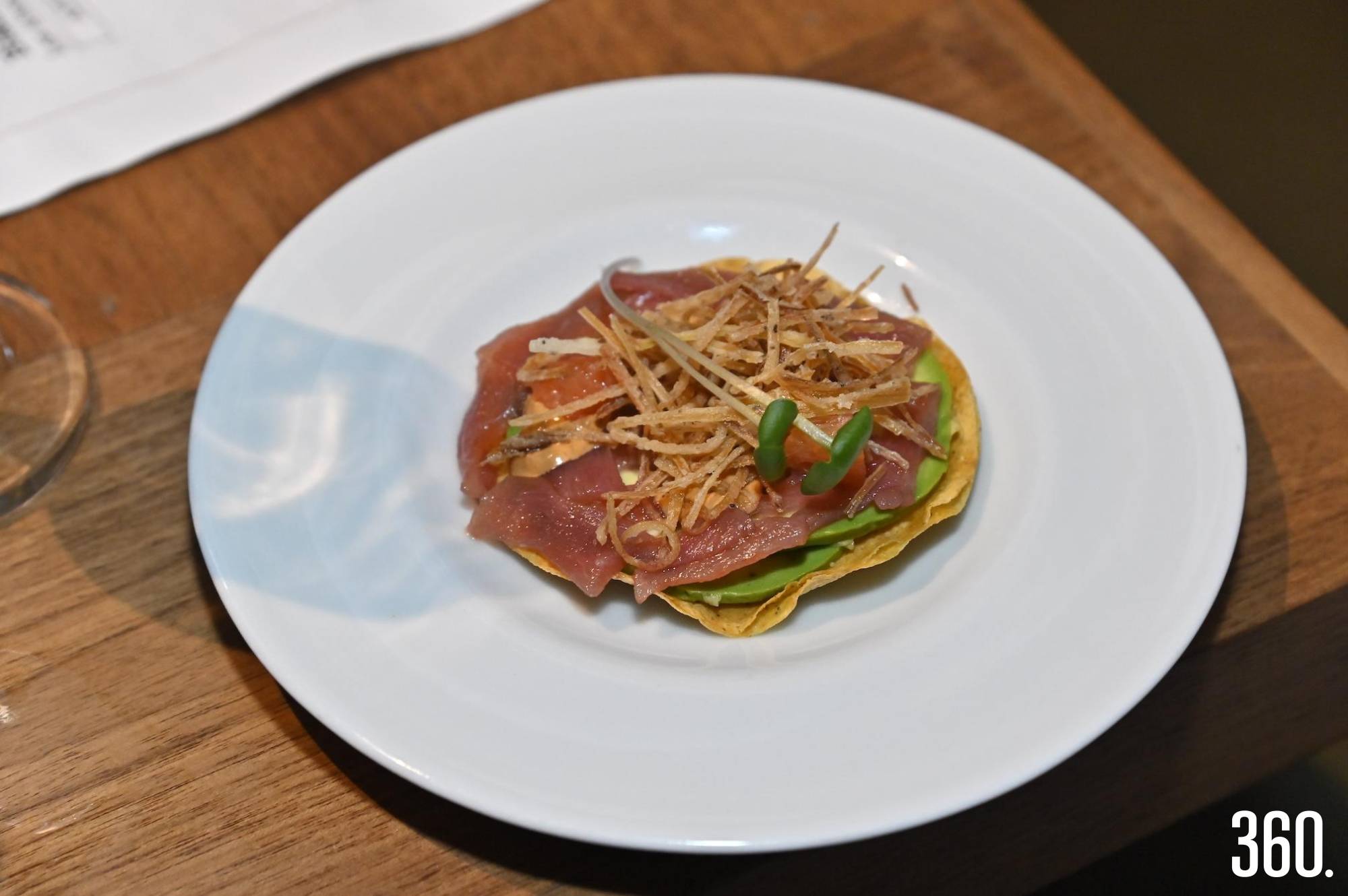 $!El menú creado por la chef Luisa Castilla realzó cada nota del tequila con sabores como ceviche de panela, mole negro y esponja de nuez.