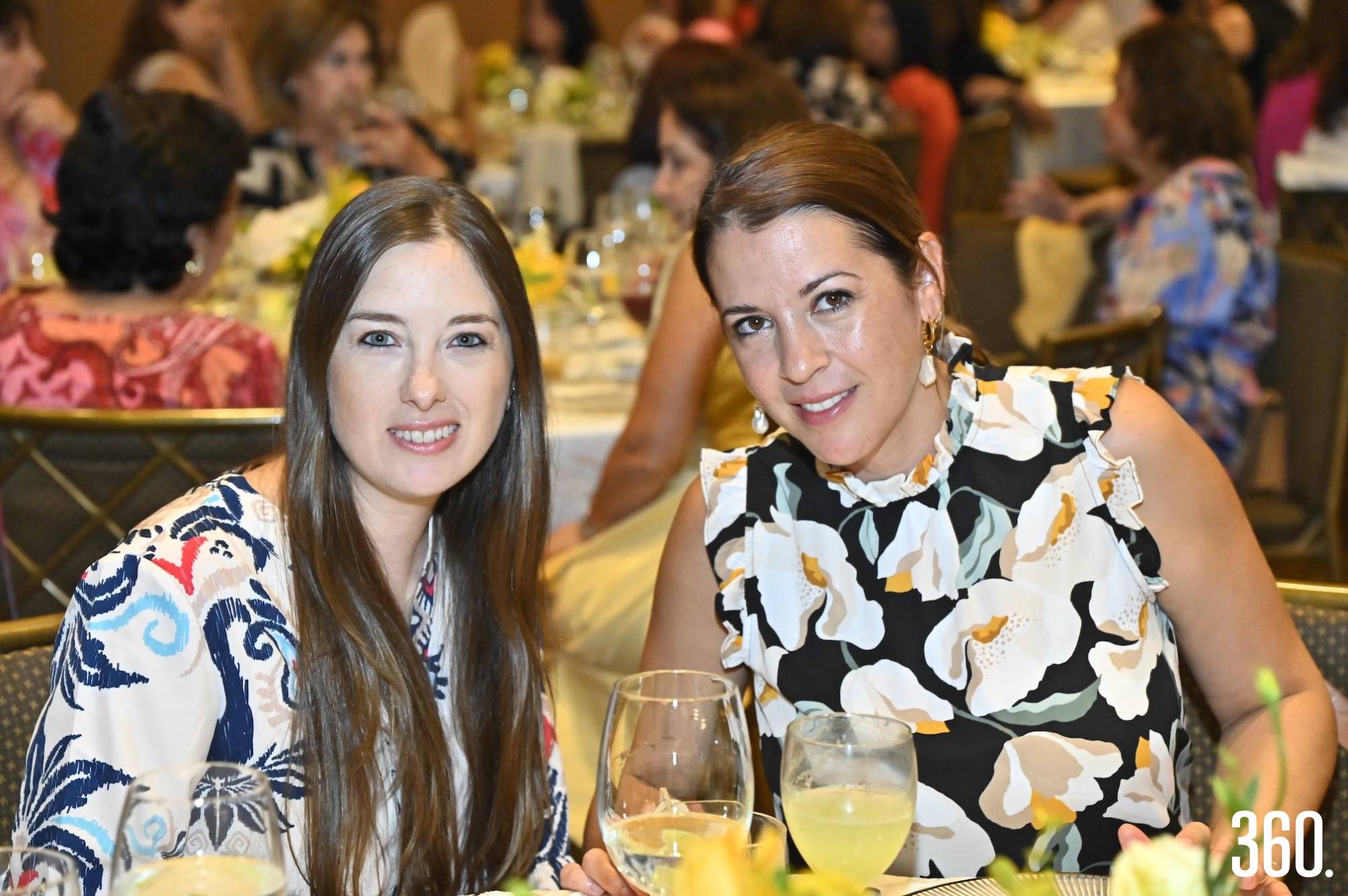 $!Maribel Guajardo y Karla Gallegos.